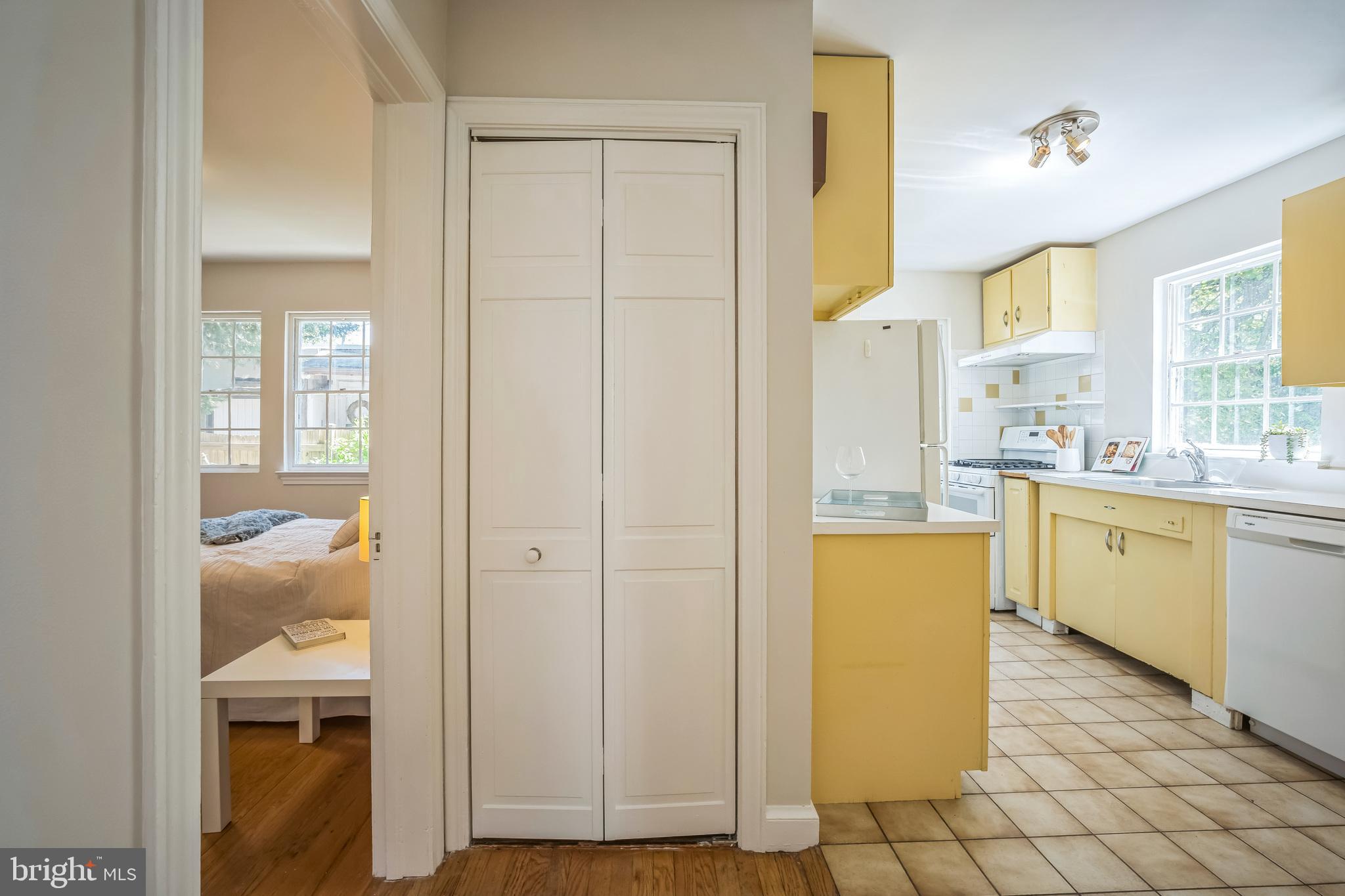 Real estate listing preview #7