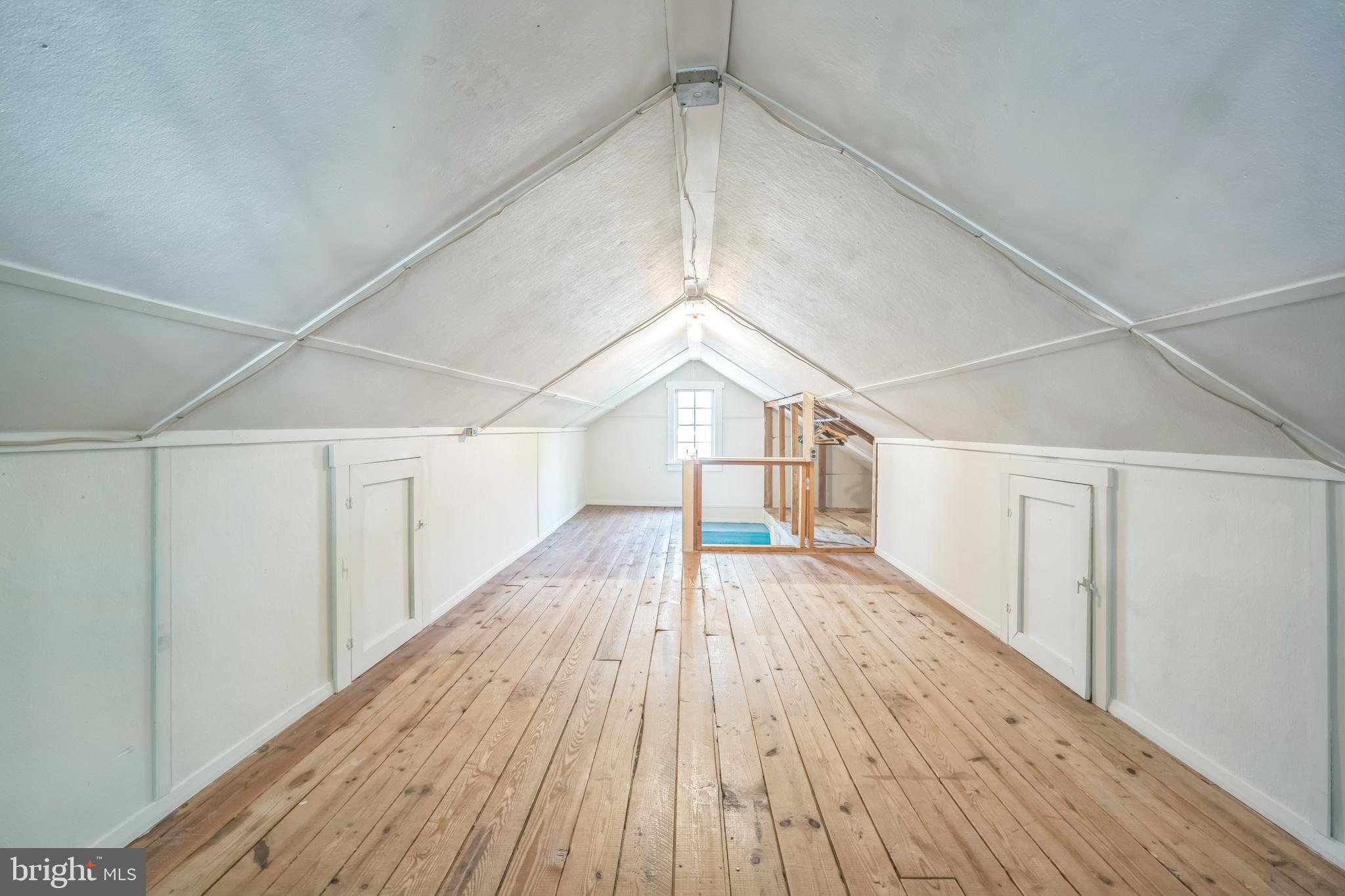 Real estate listing preview #22