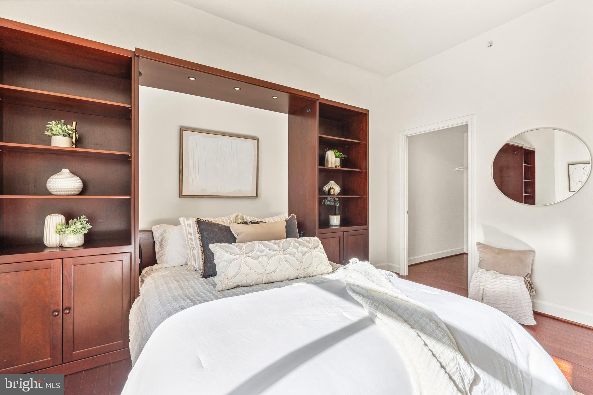 Real estate listing preview #32