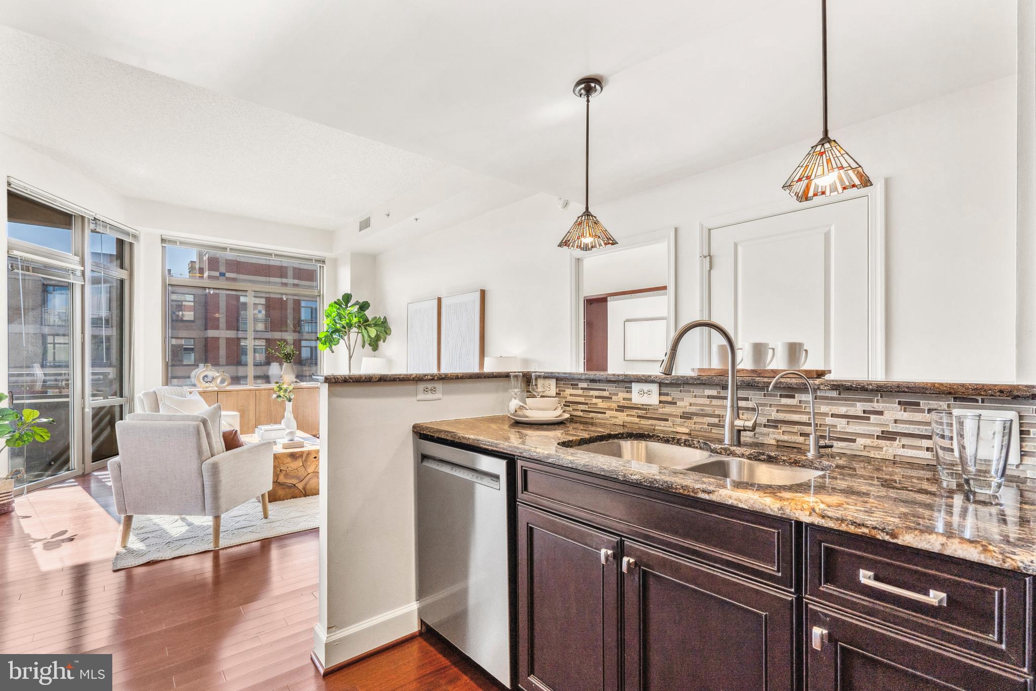 Real estate listing preview #11