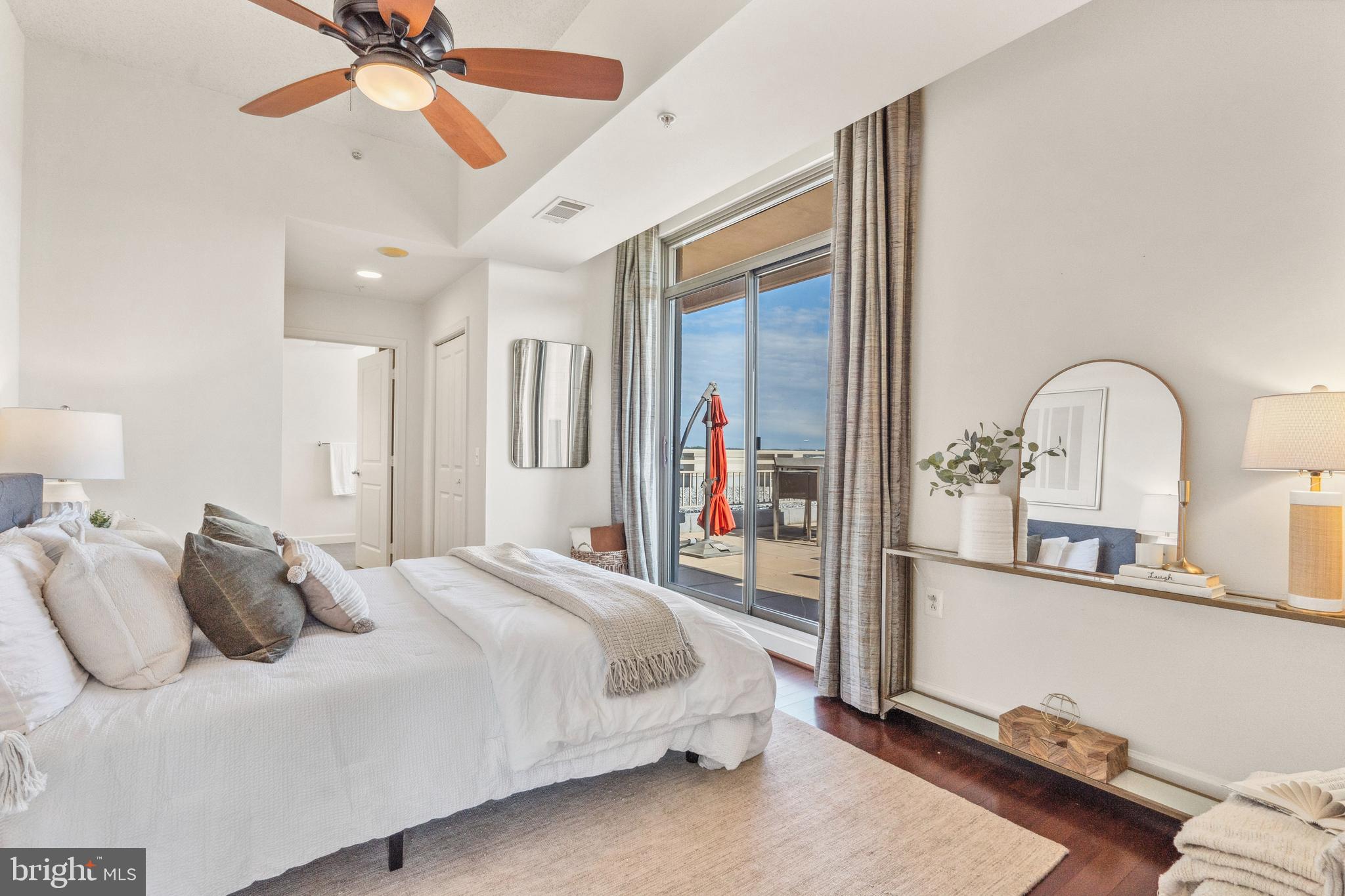 Real estate listing preview #22