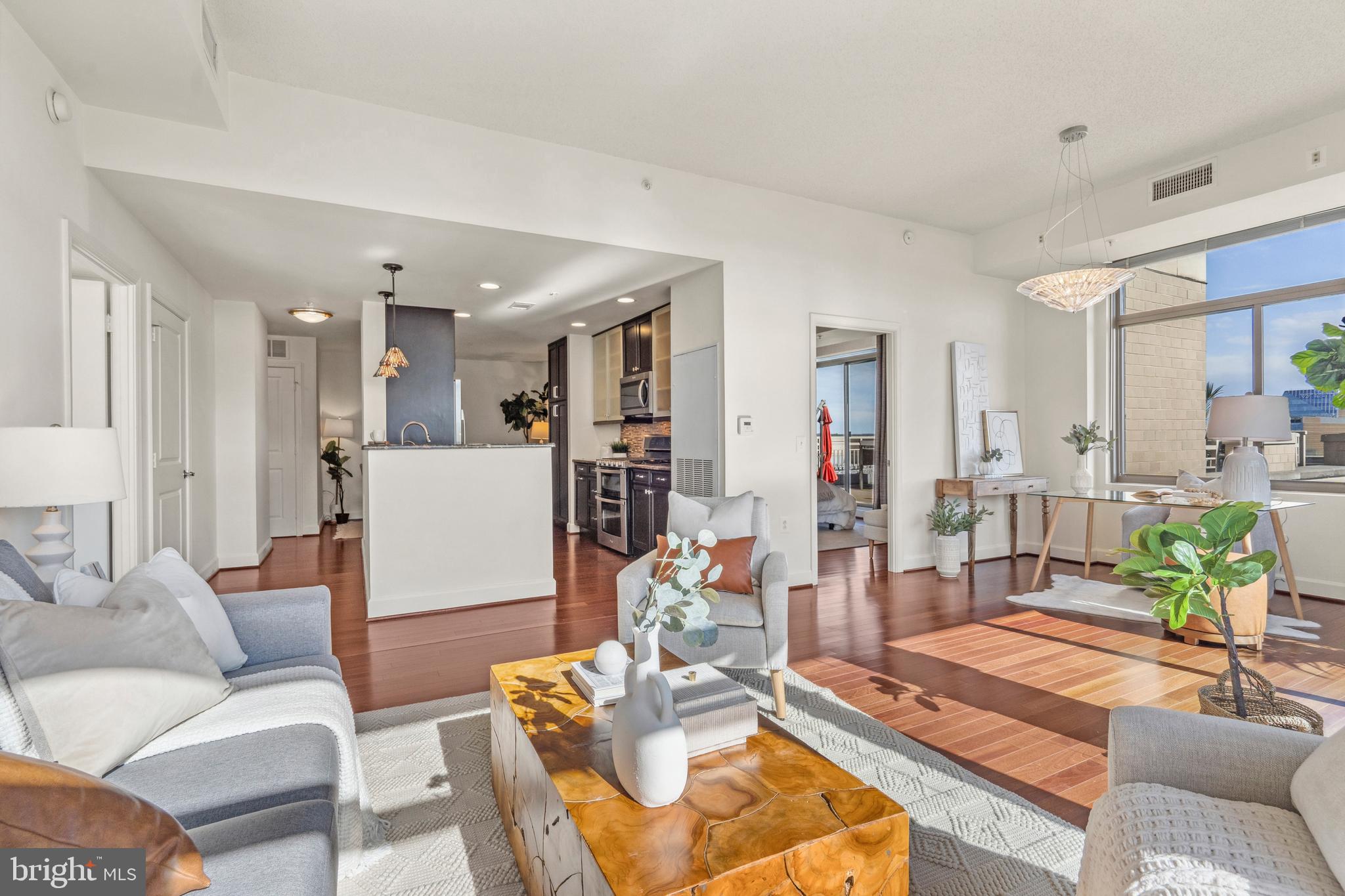 Real estate listing preview #15