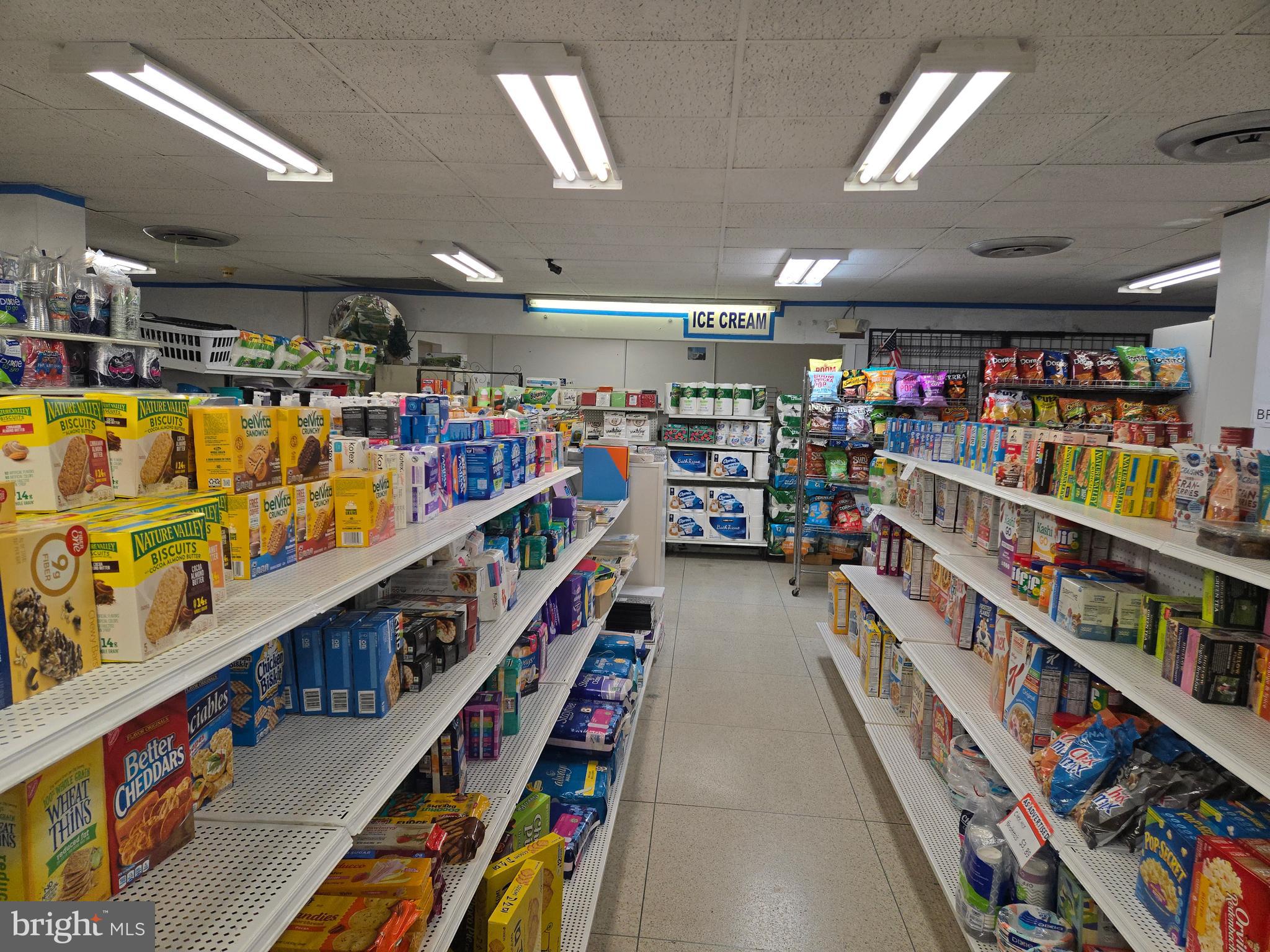 Real estate listing preview #14