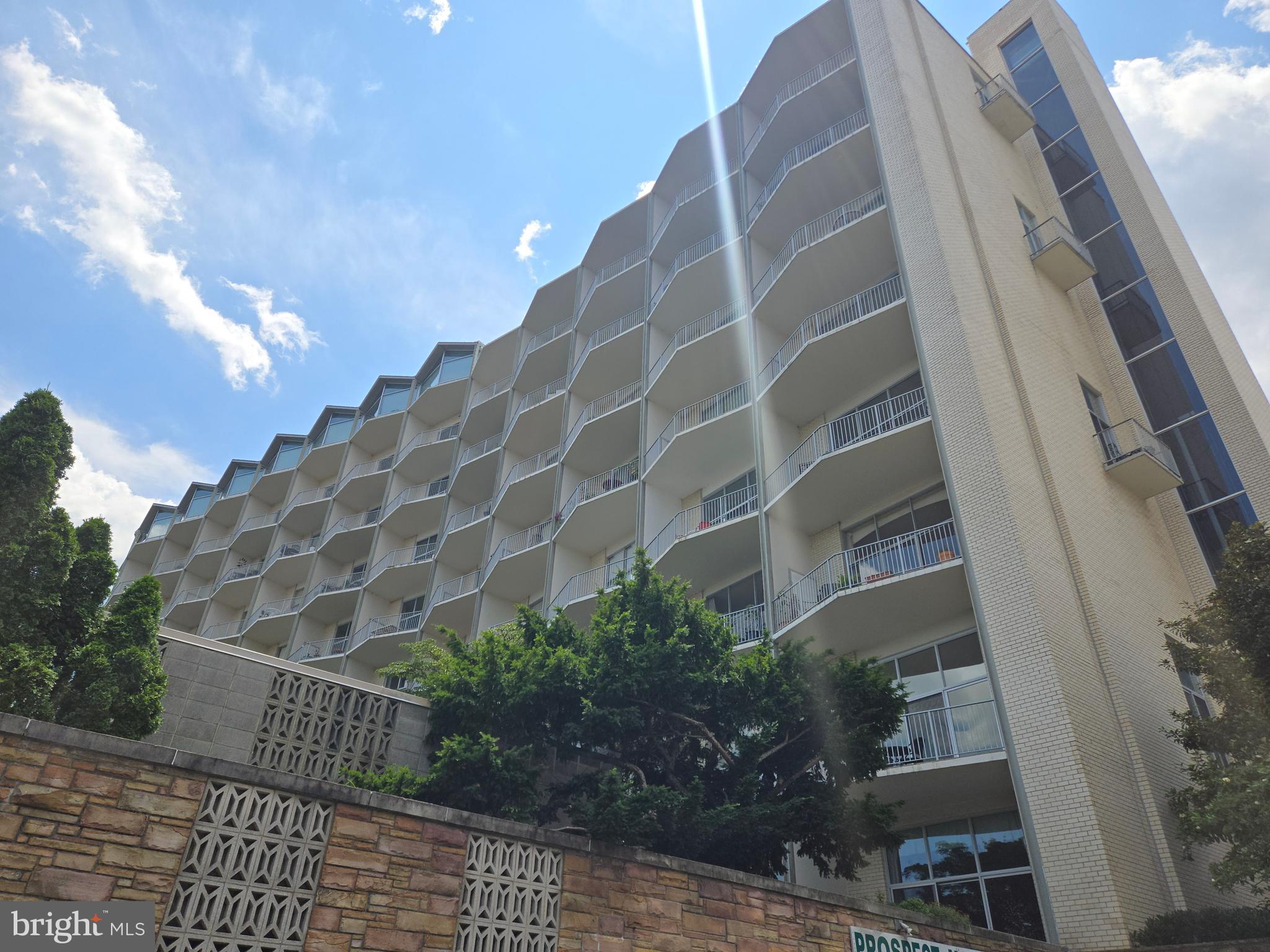 Real estate listing preview #26