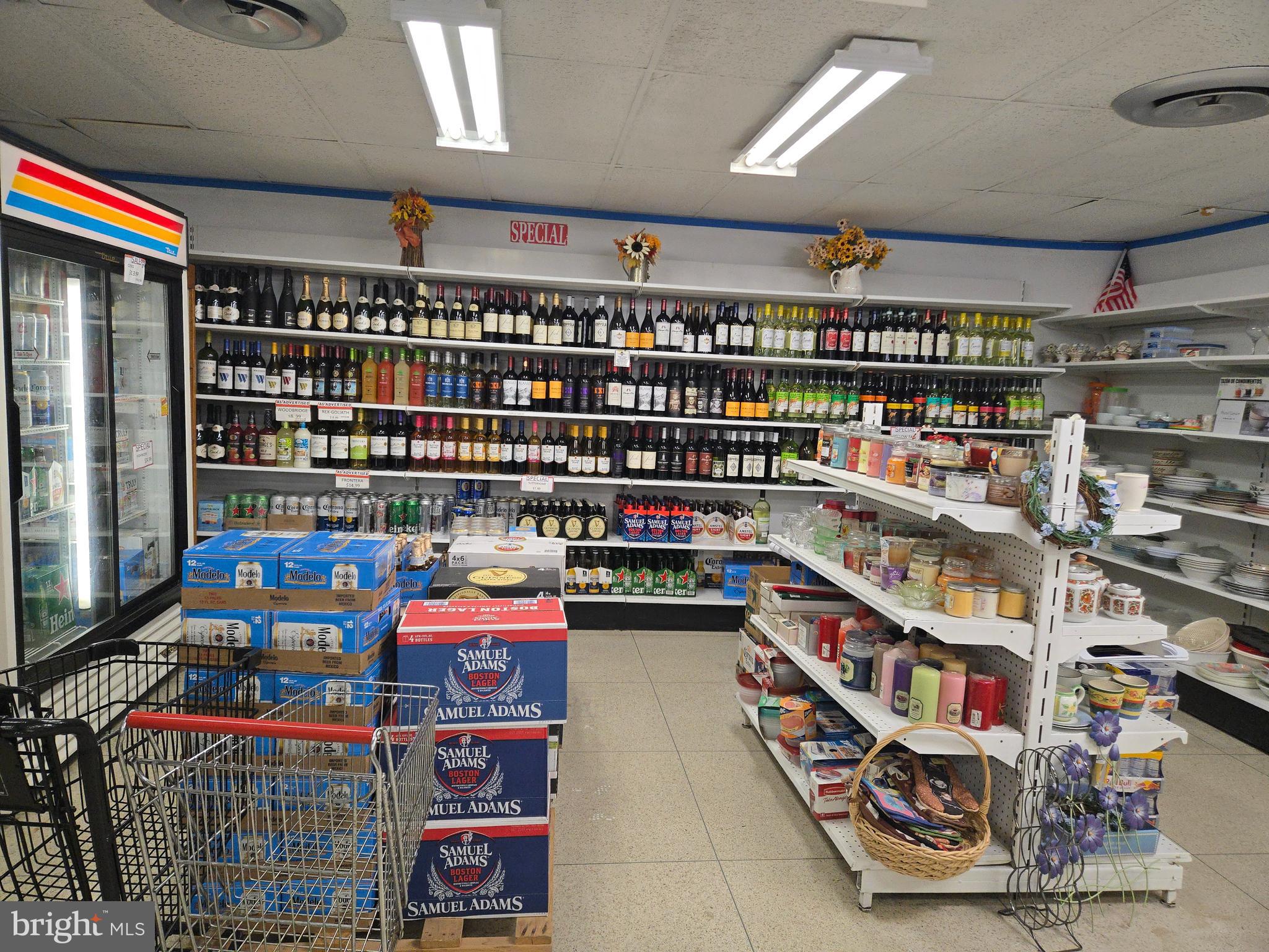 Real estate listing preview #8