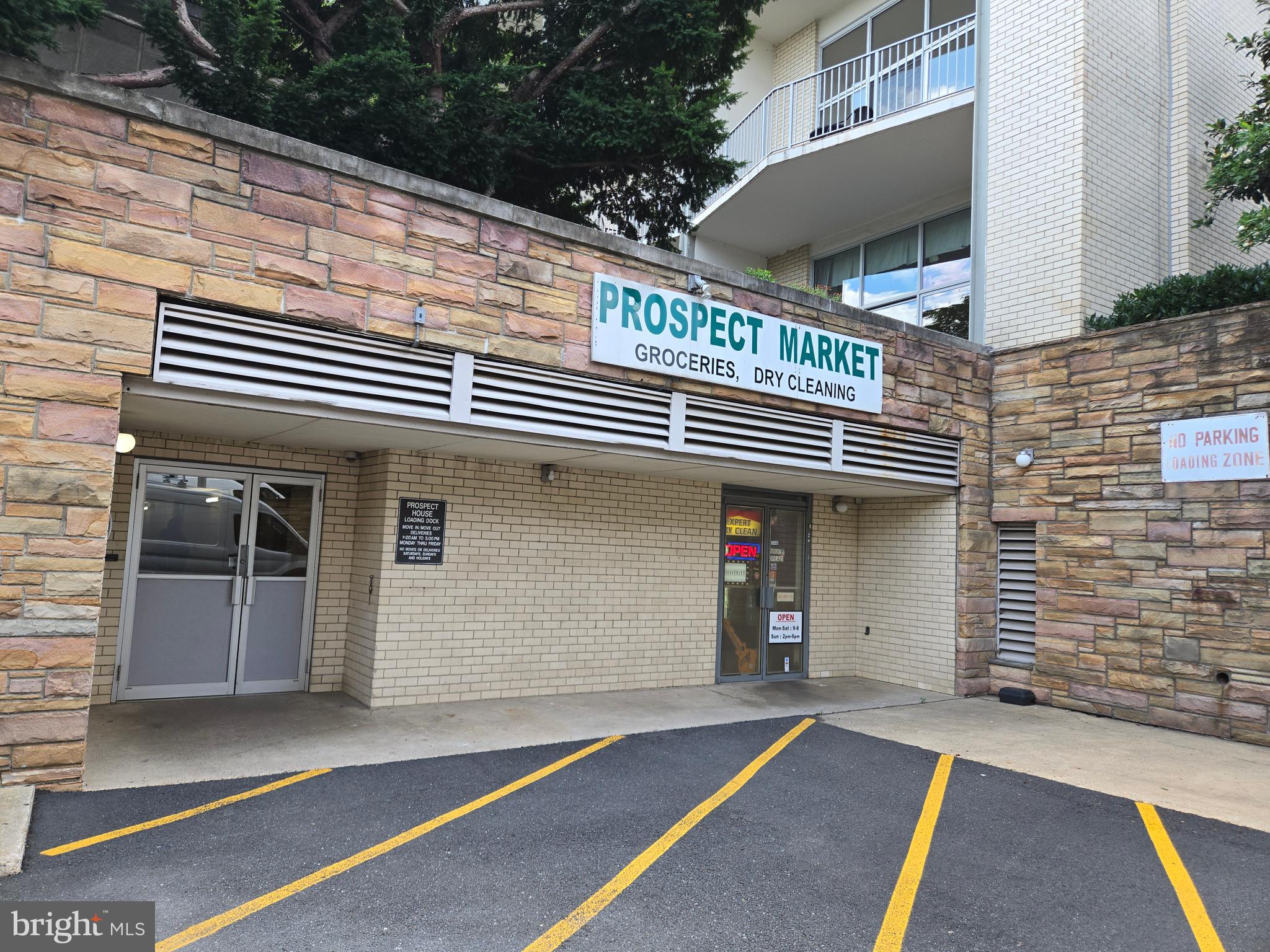 Real estate listing preview #24