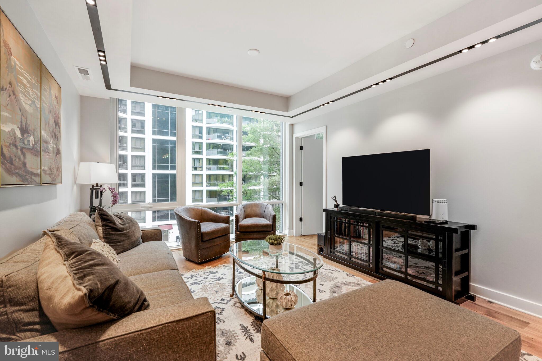 Real estate listing preview #10