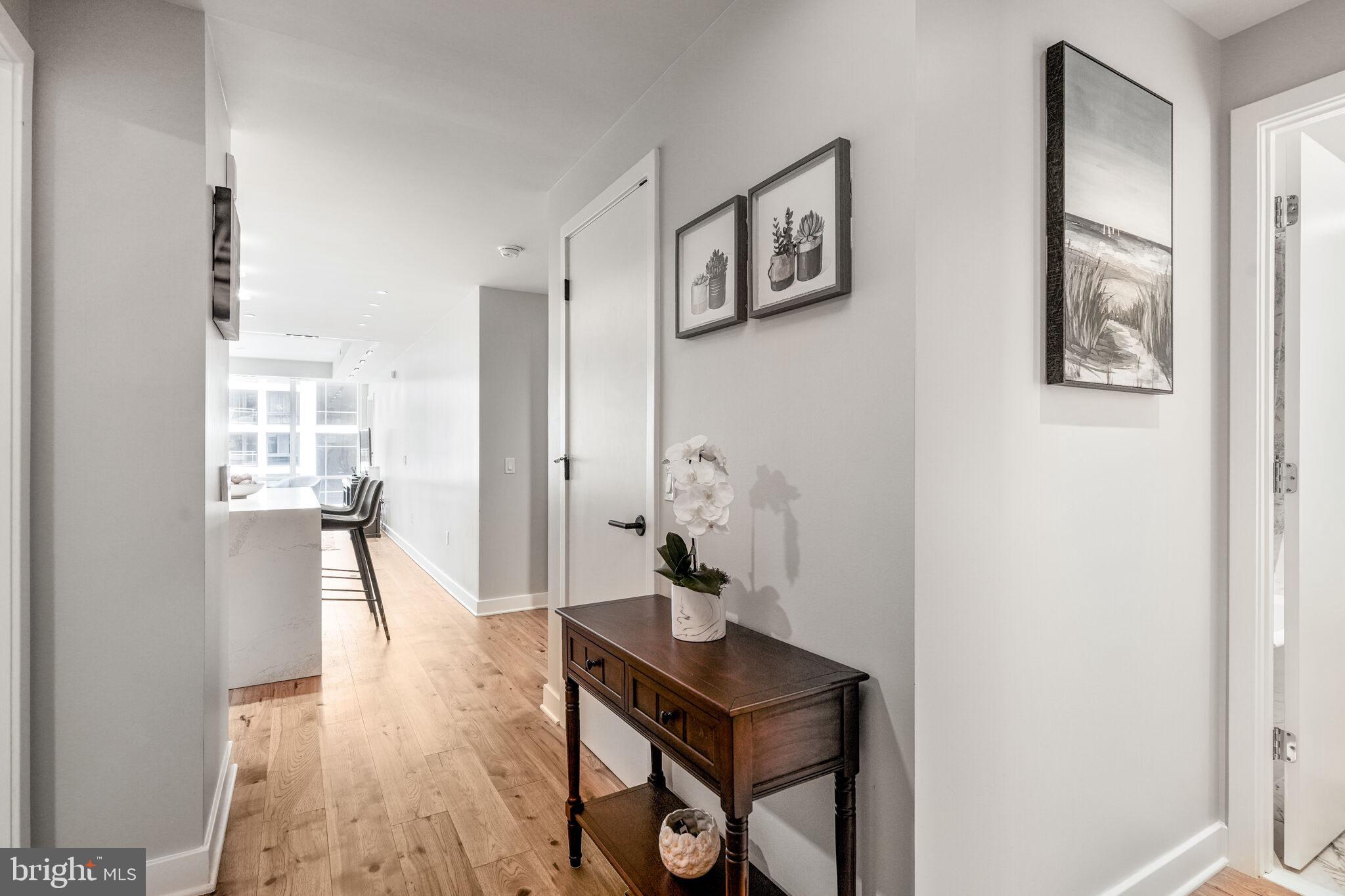 Real estate listing preview #3