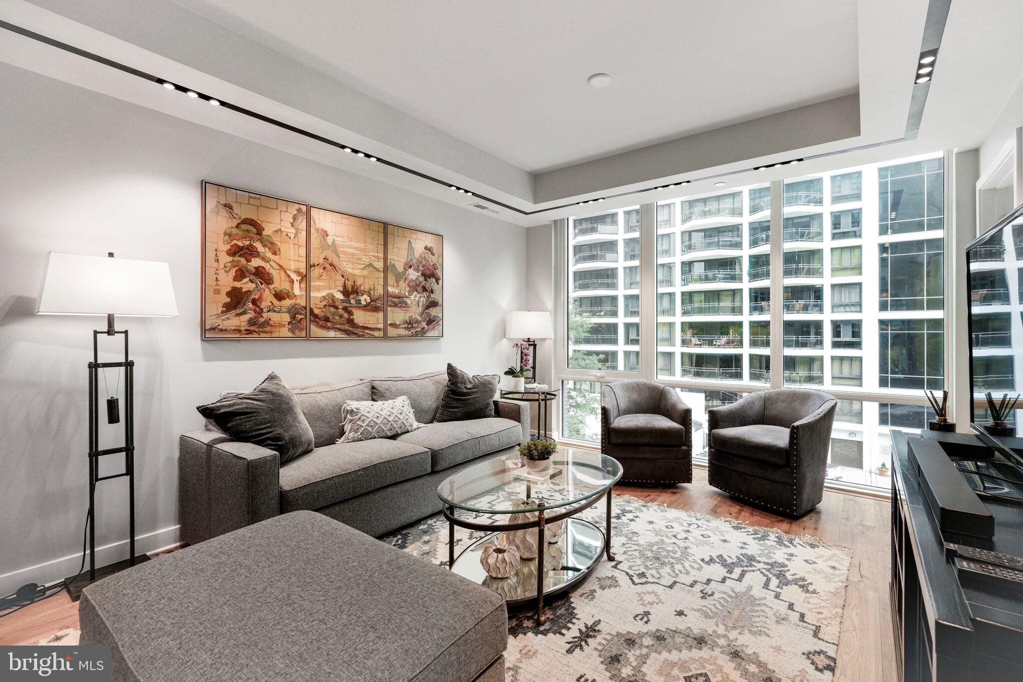 Real estate listing preview #9