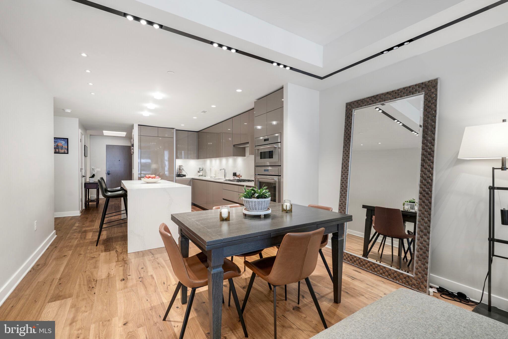 Real estate listing preview #8