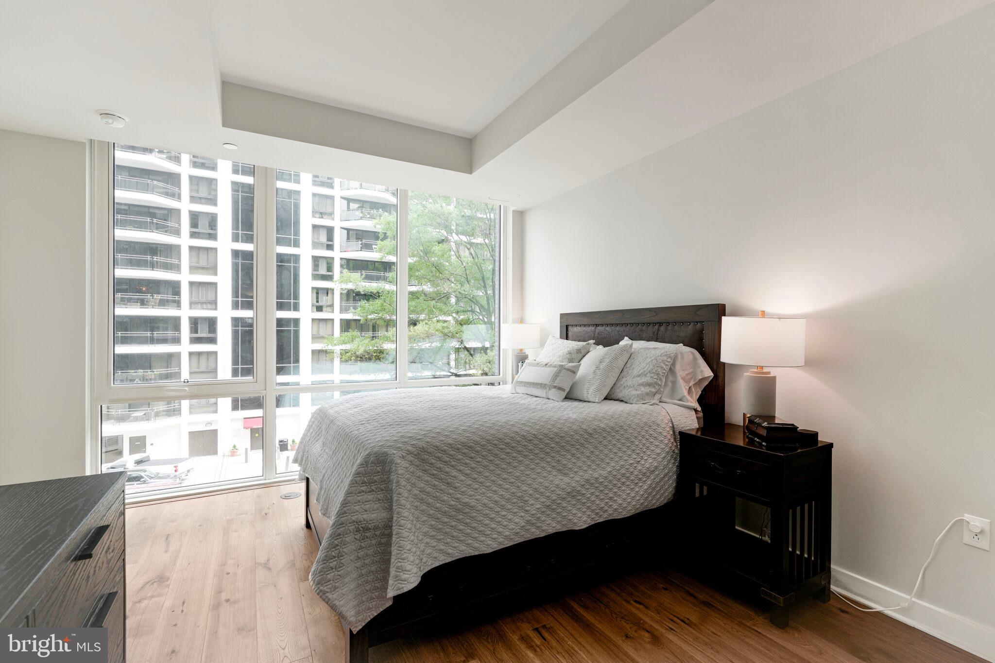 Real estate listing preview #13