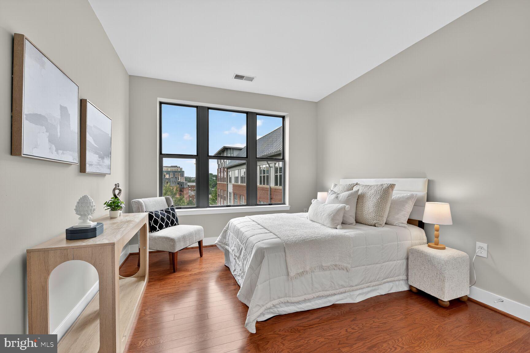 Real estate listing preview #51