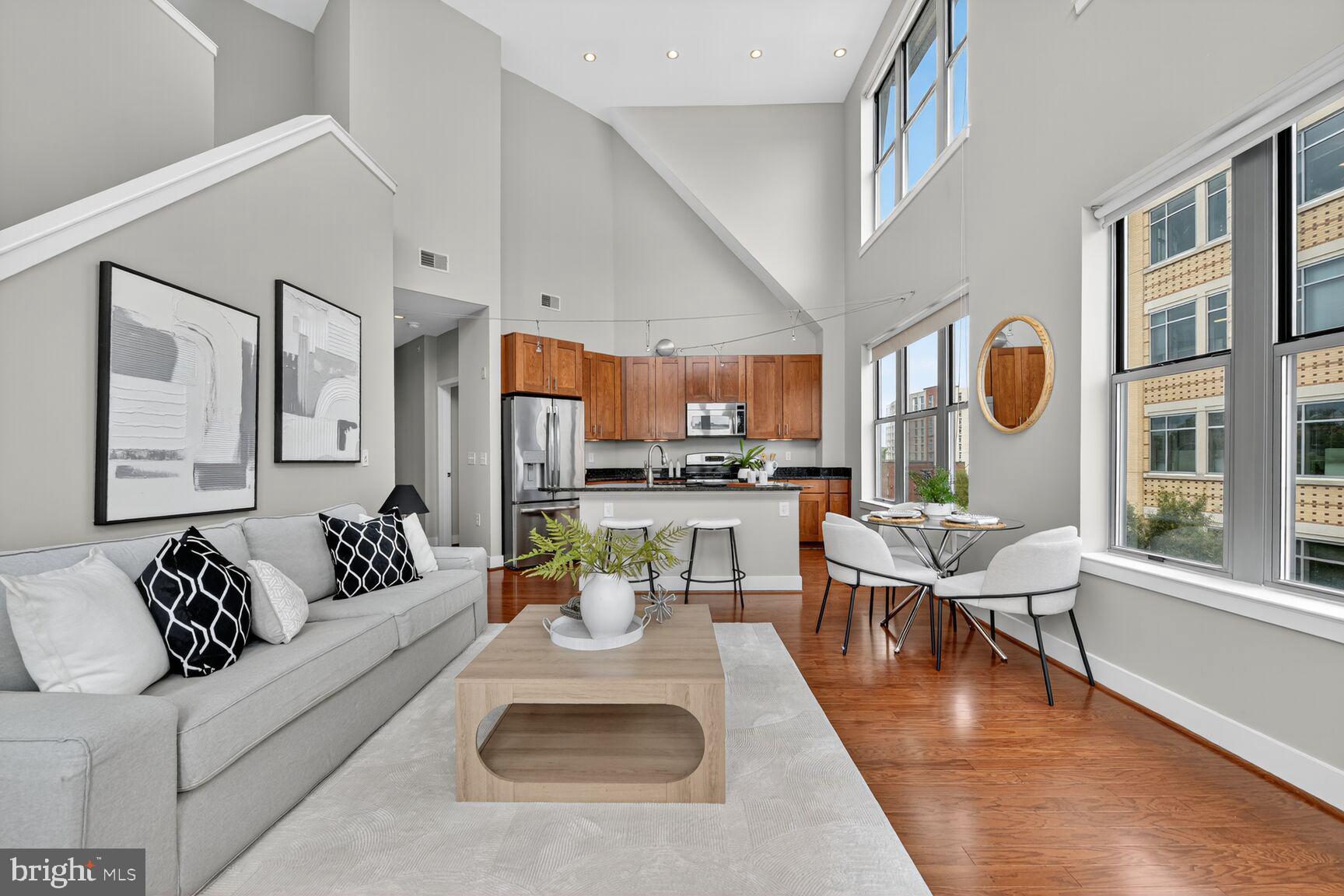 Real estate listing preview #32