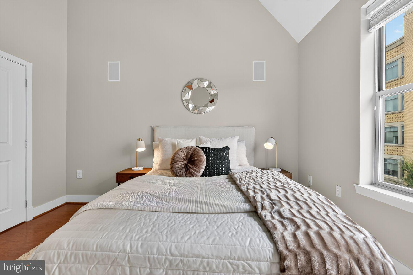 Real estate listing preview #37