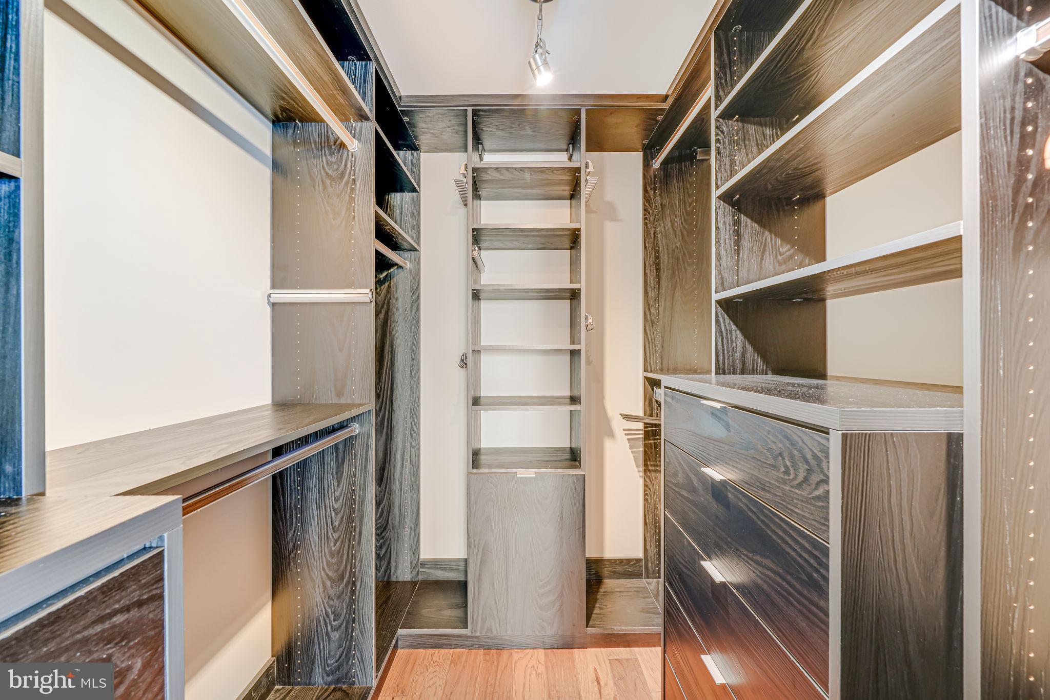 Real estate listing preview #34