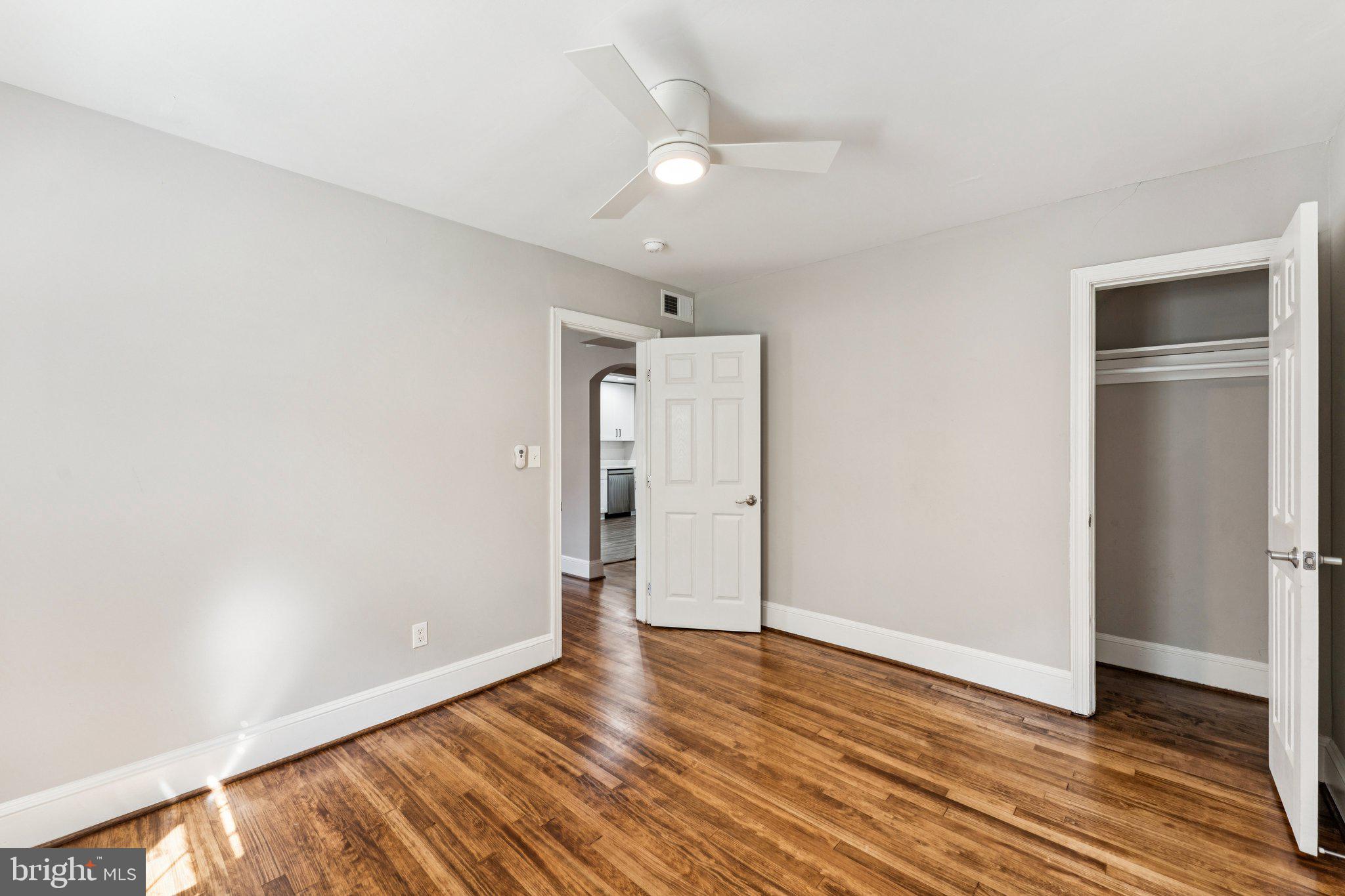 Real estate listing preview #10