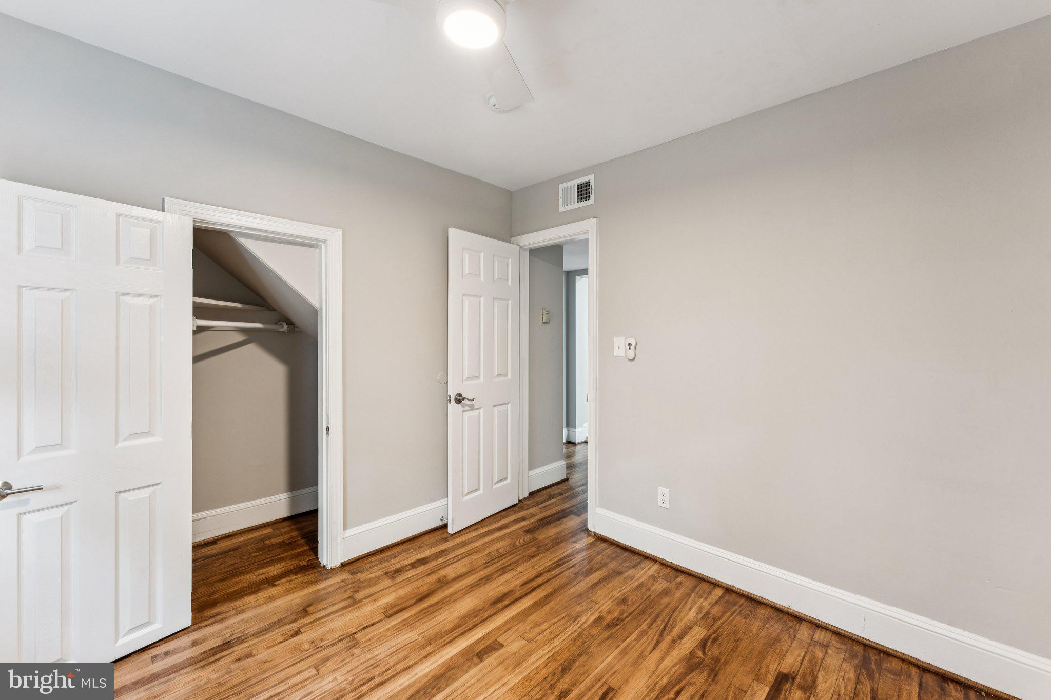 Real estate listing preview #13