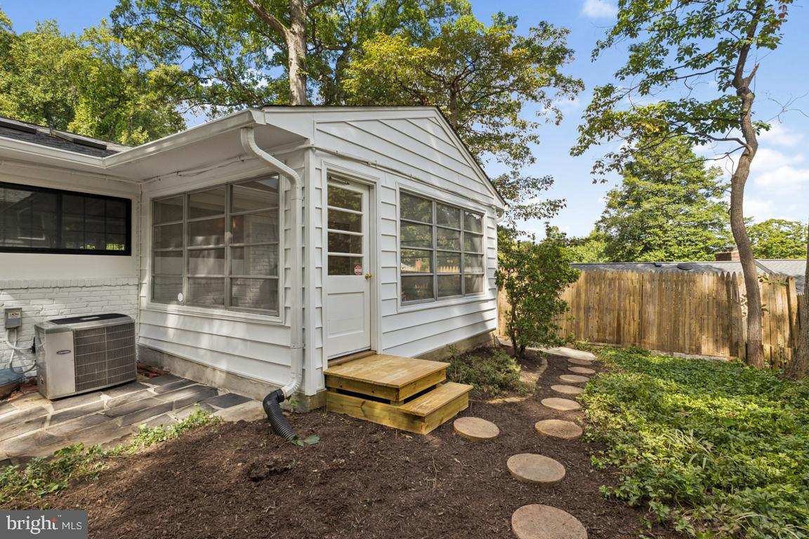 Real estate listing preview #36