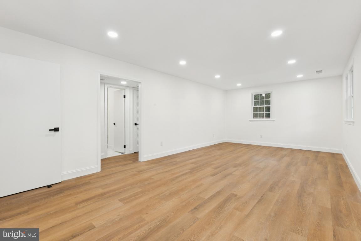 Real estate listing preview #33