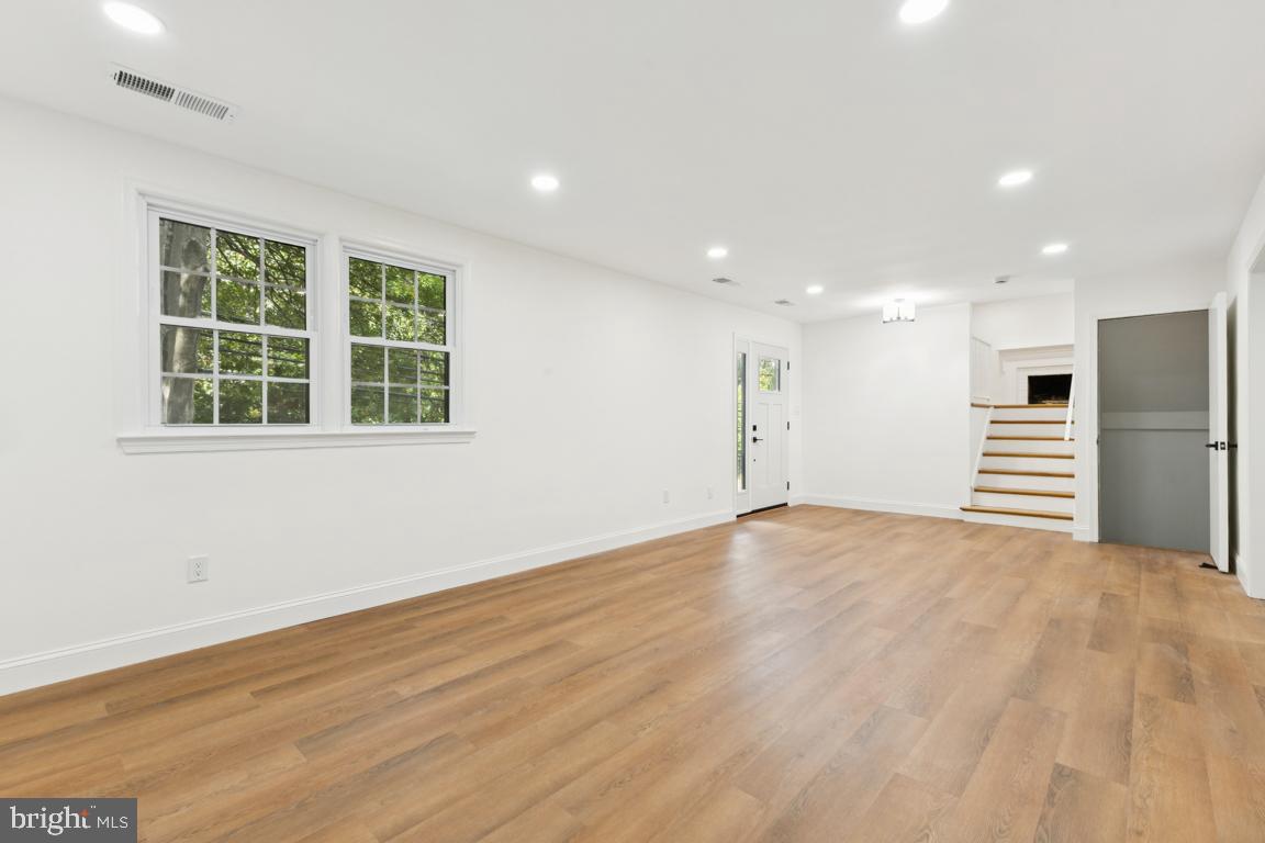 Real estate listing preview #31