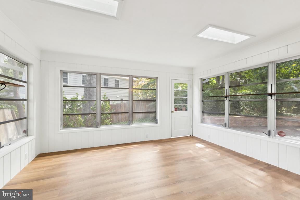 Real estate listing preview #17