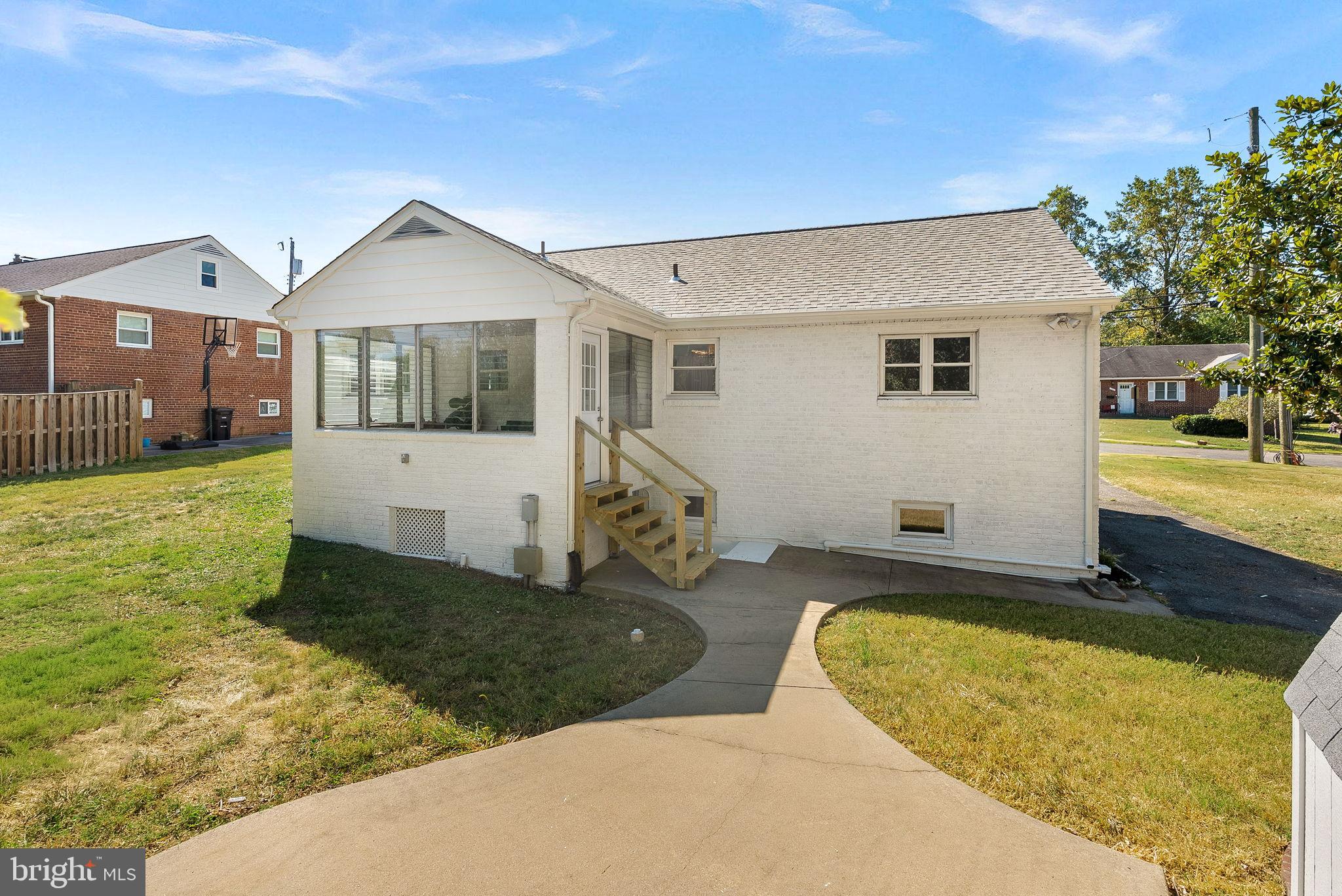 Real estate listing preview #48