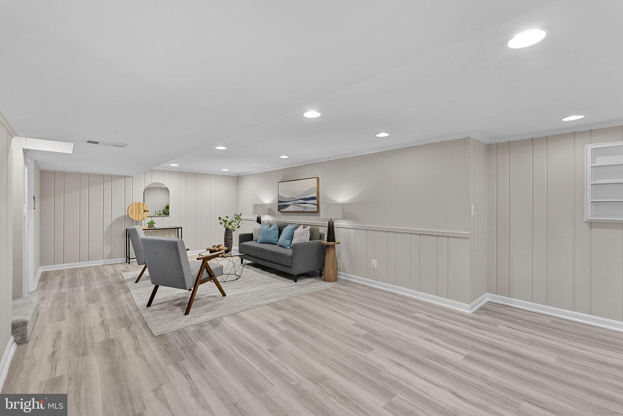 Real estate listing preview #32