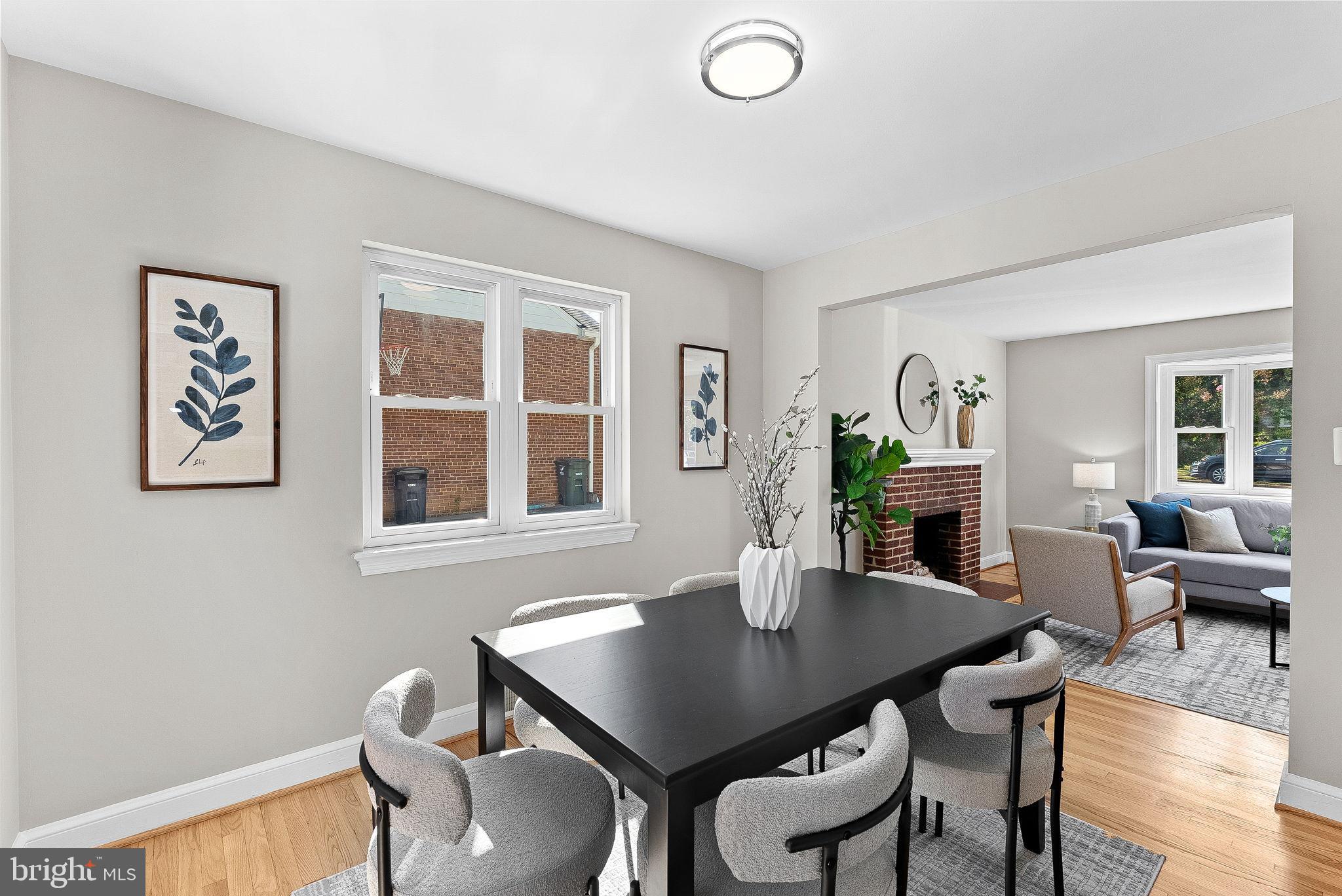 Real estate listing preview #14