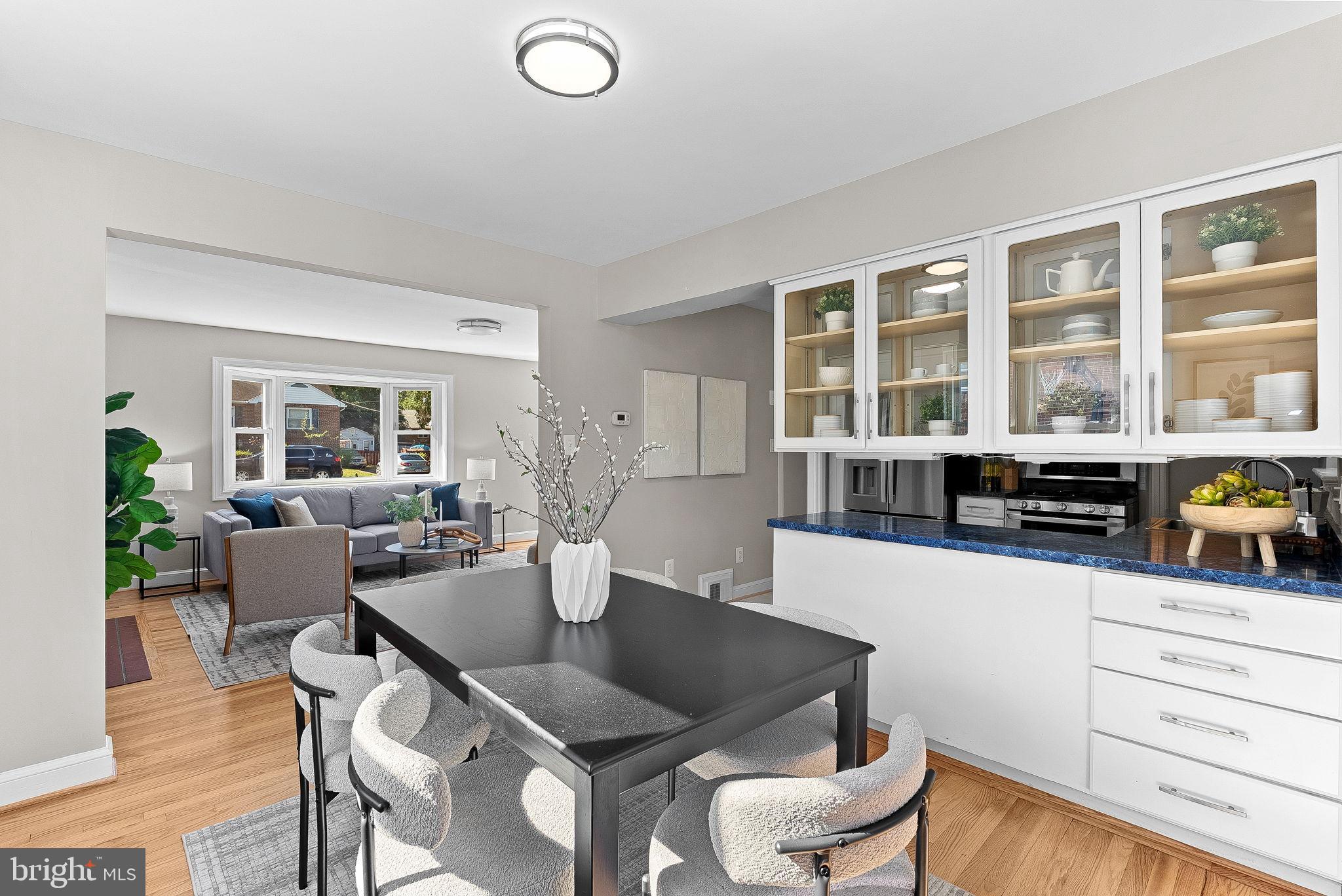 Real estate listing preview #13