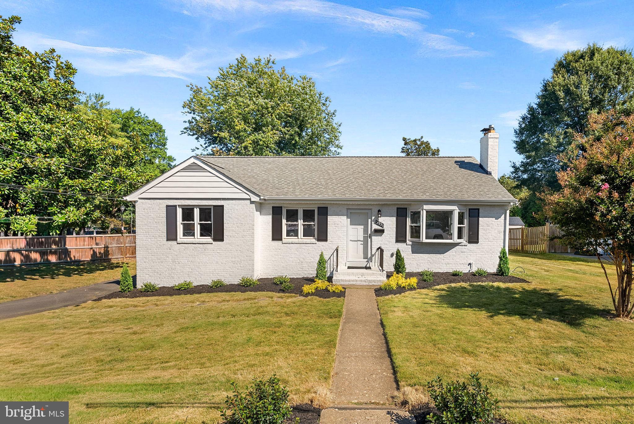 Real estate listing preview #1