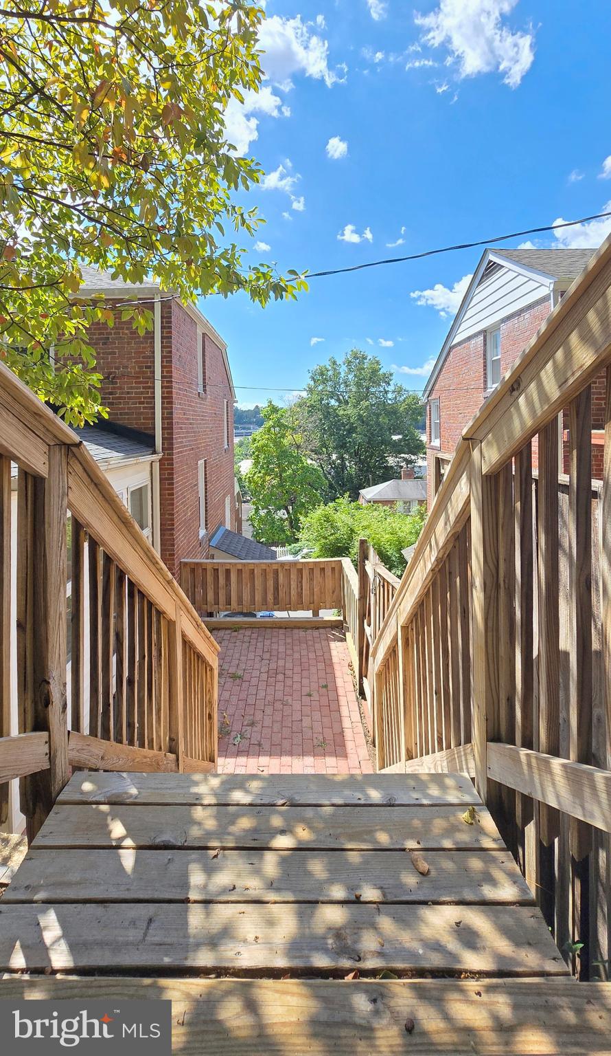 Real estate listing preview #13