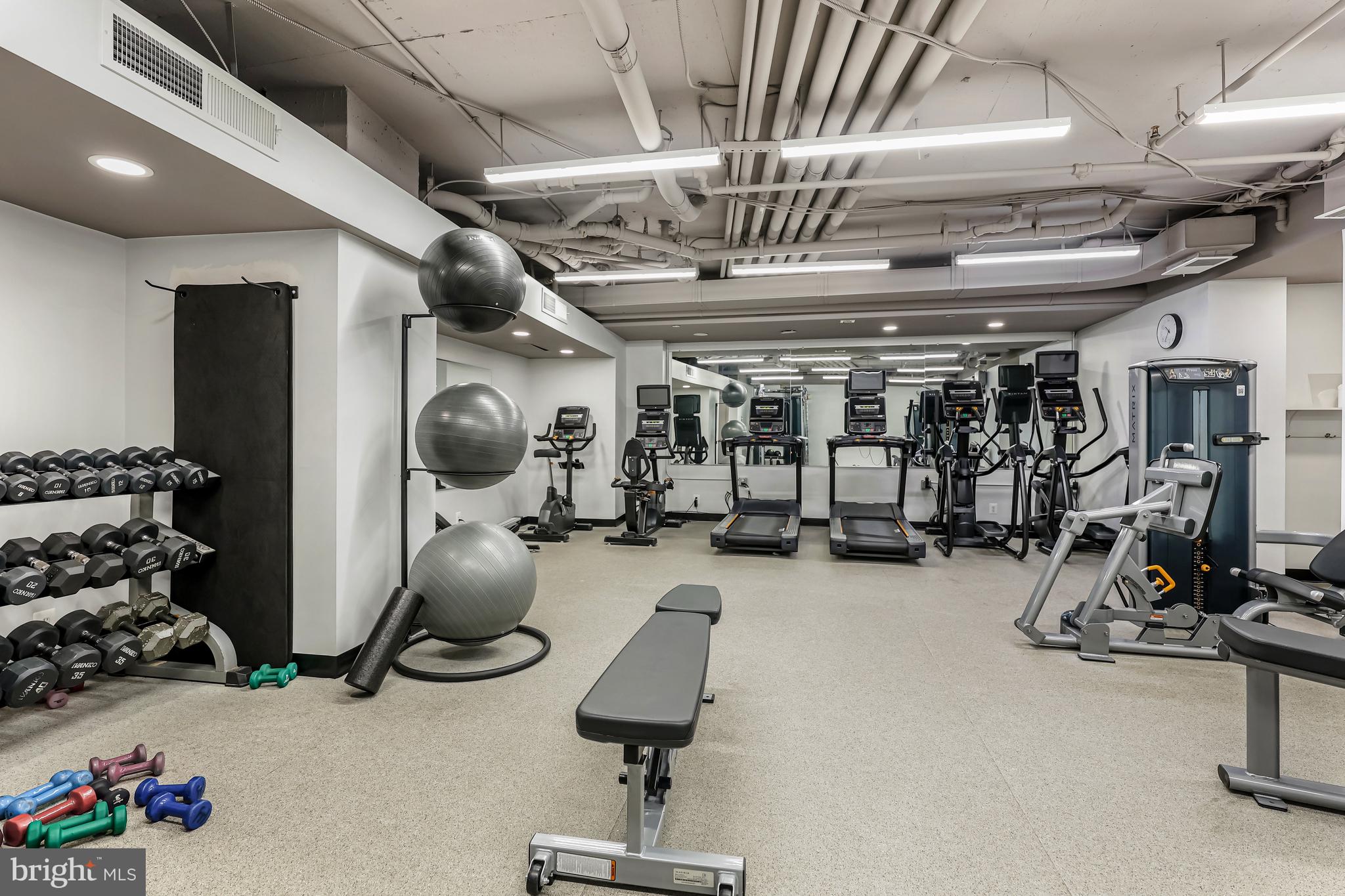 Real estate listing preview #40