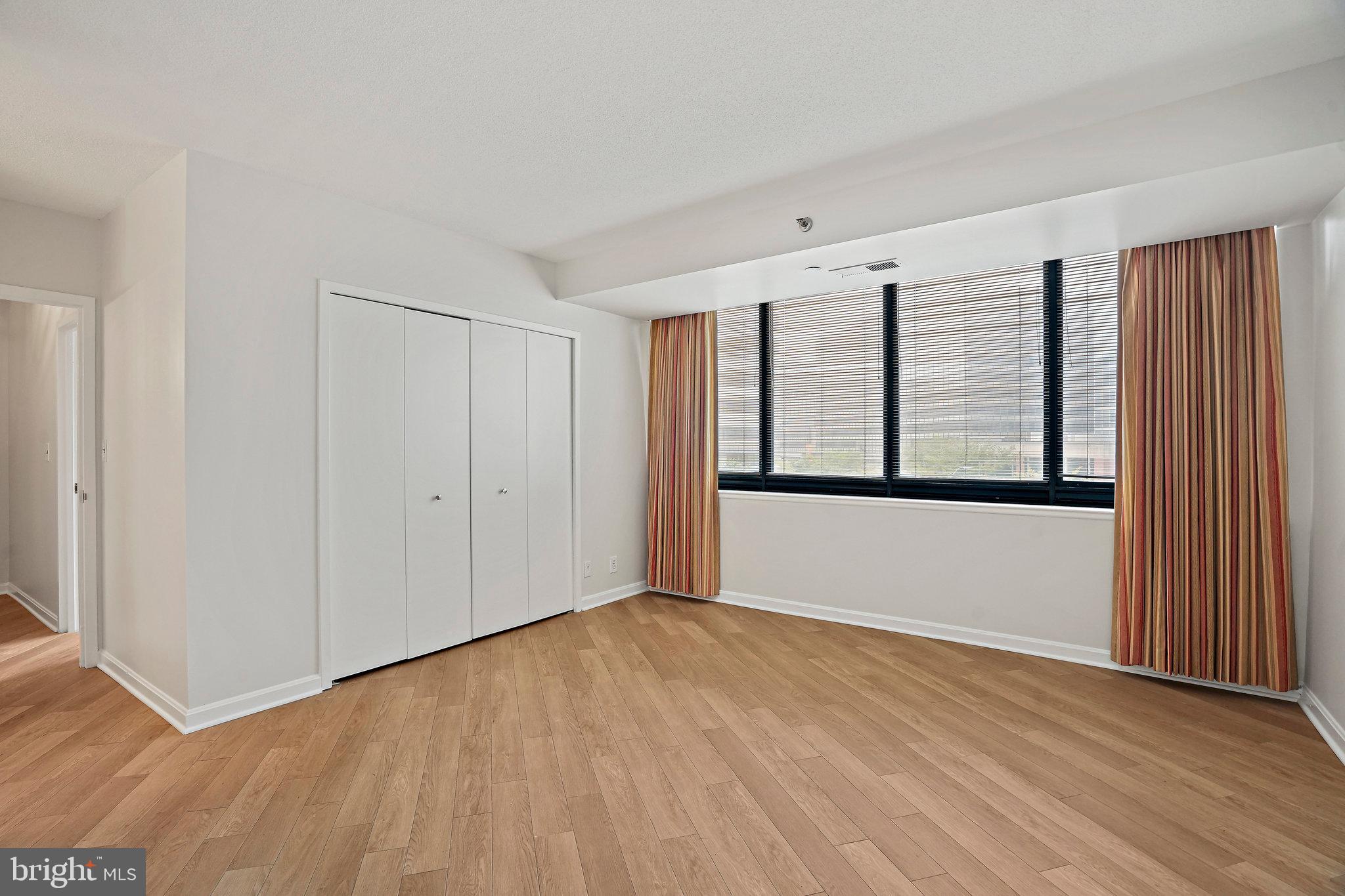 Real estate listing preview #25