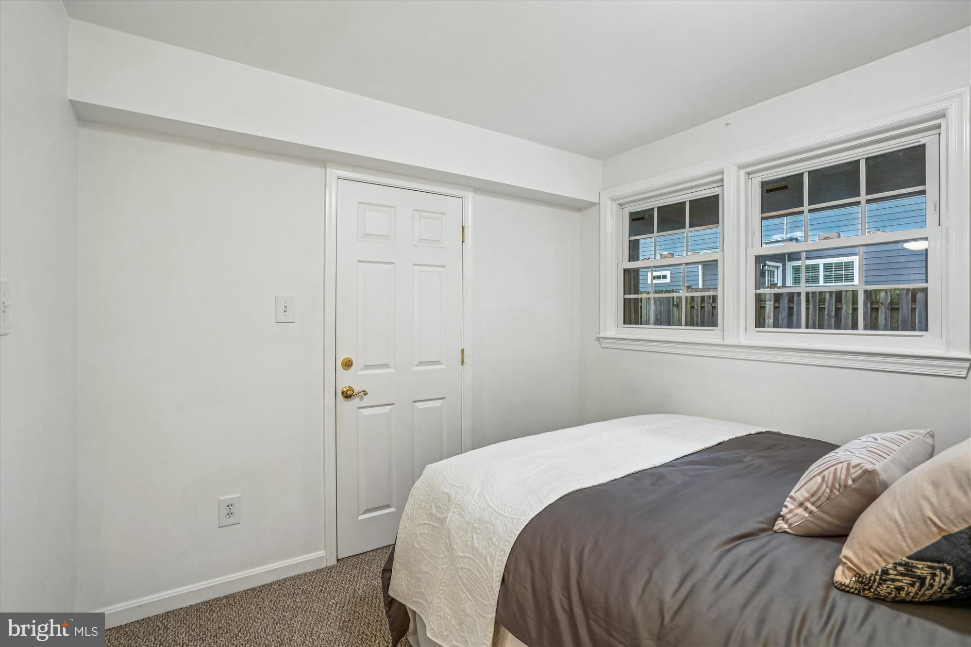 Real estate listing preview #35