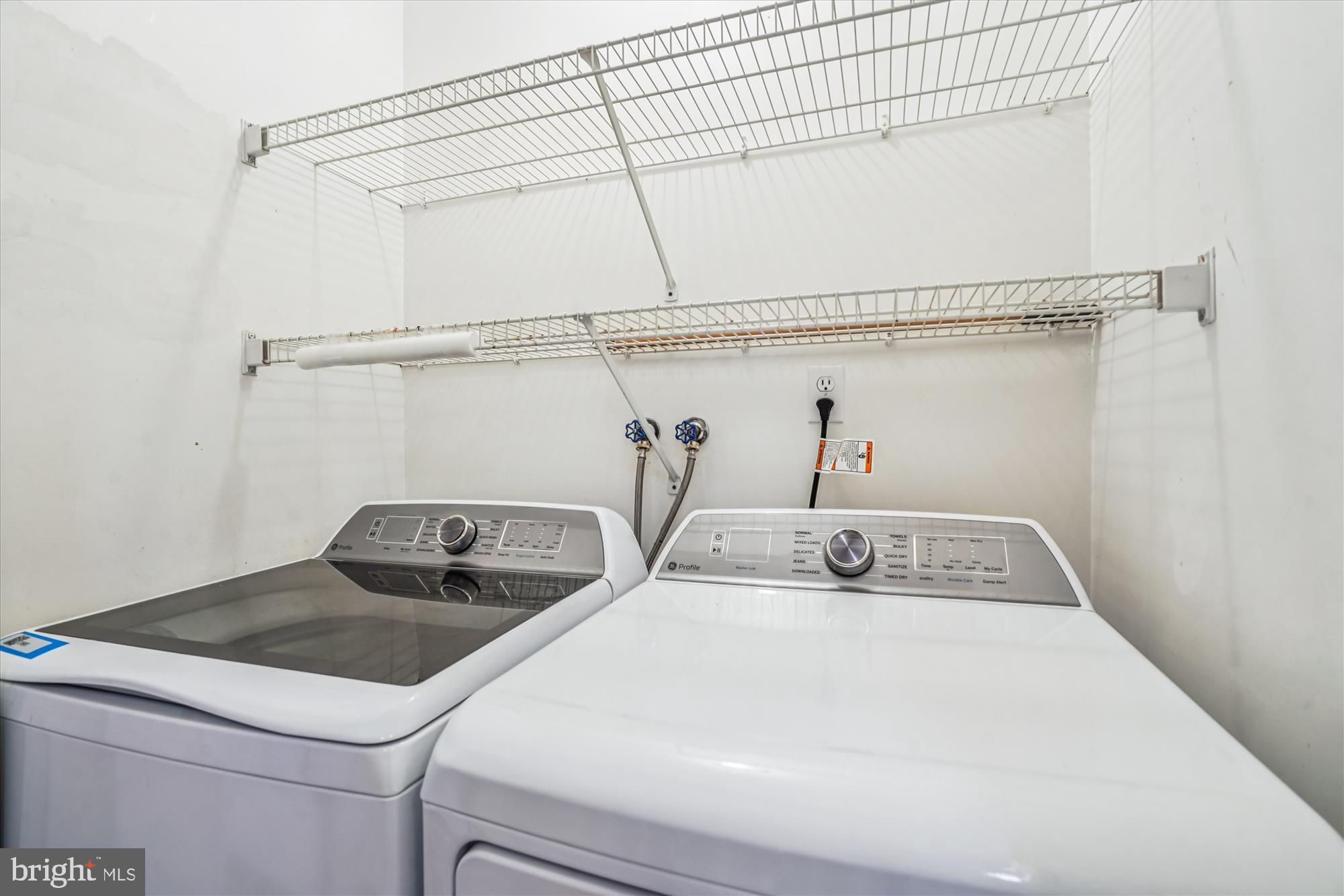 Real estate listing preview #25