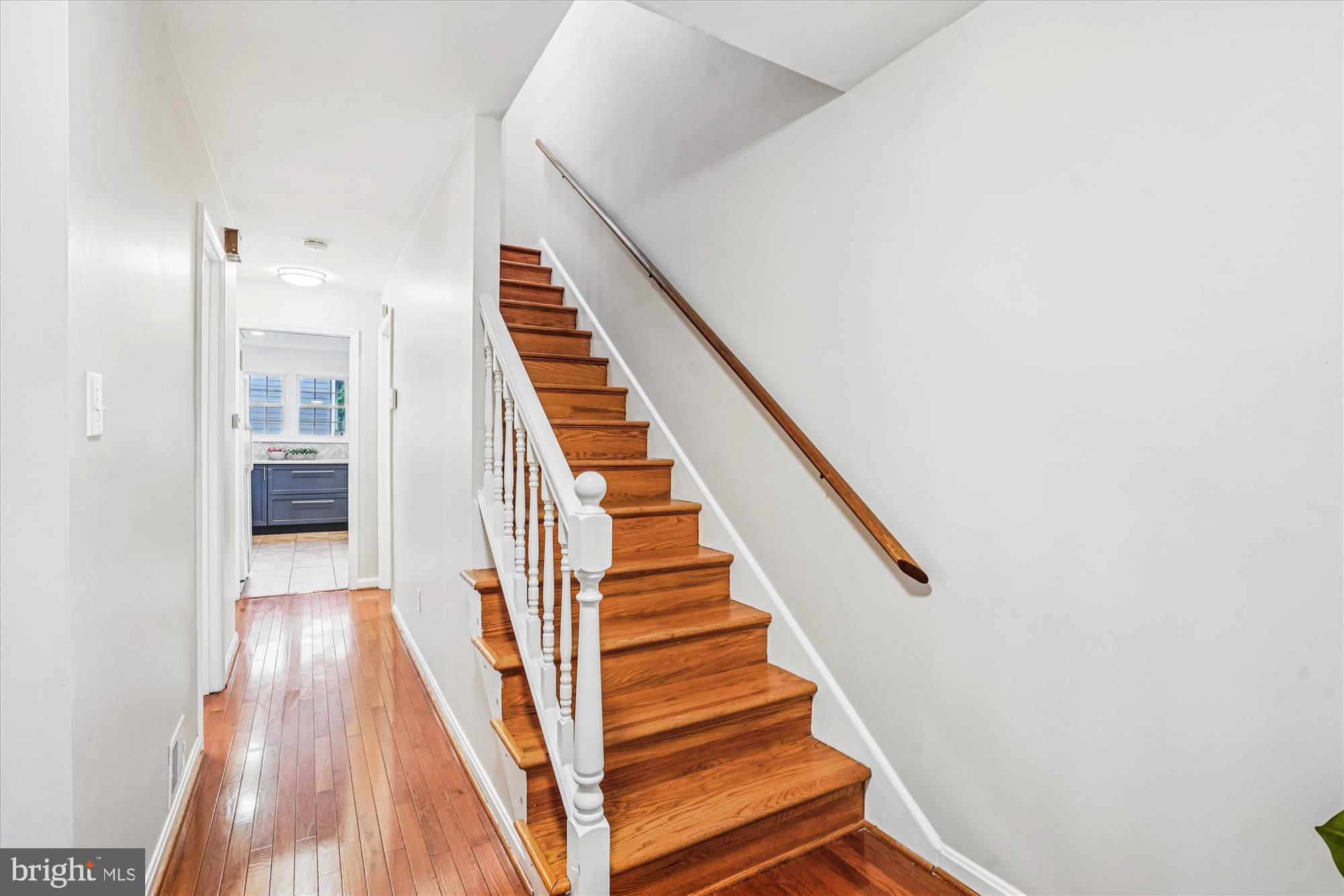 Real estate listing preview #18