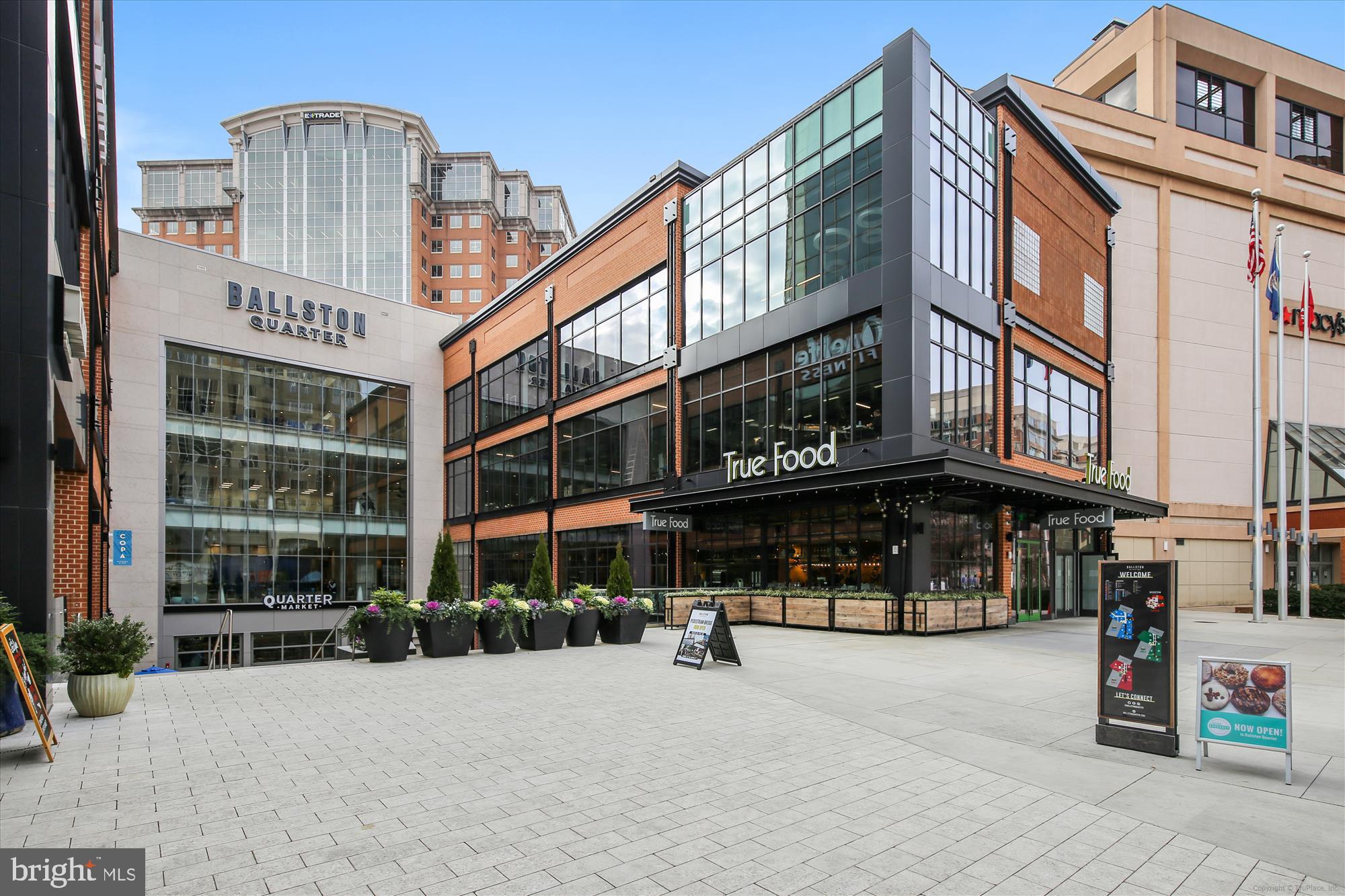 Real estate listing preview #65