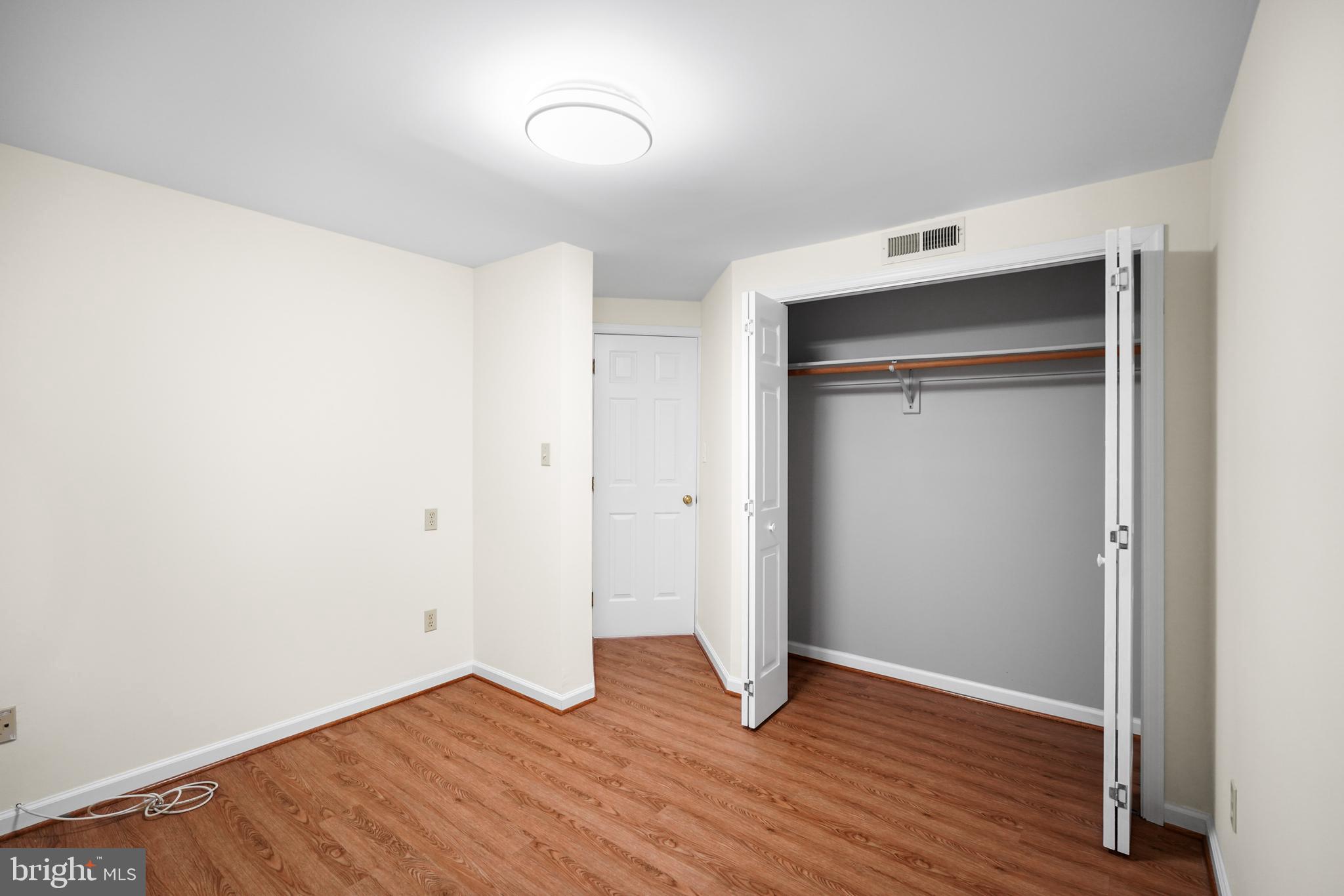 Real estate listing preview #25