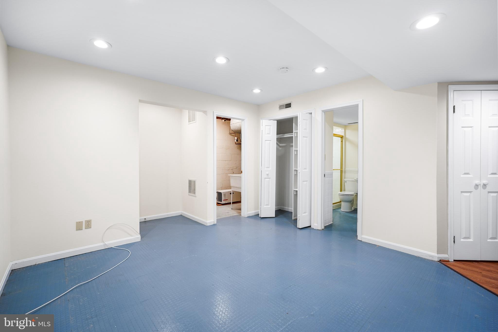 Real estate listing preview #28