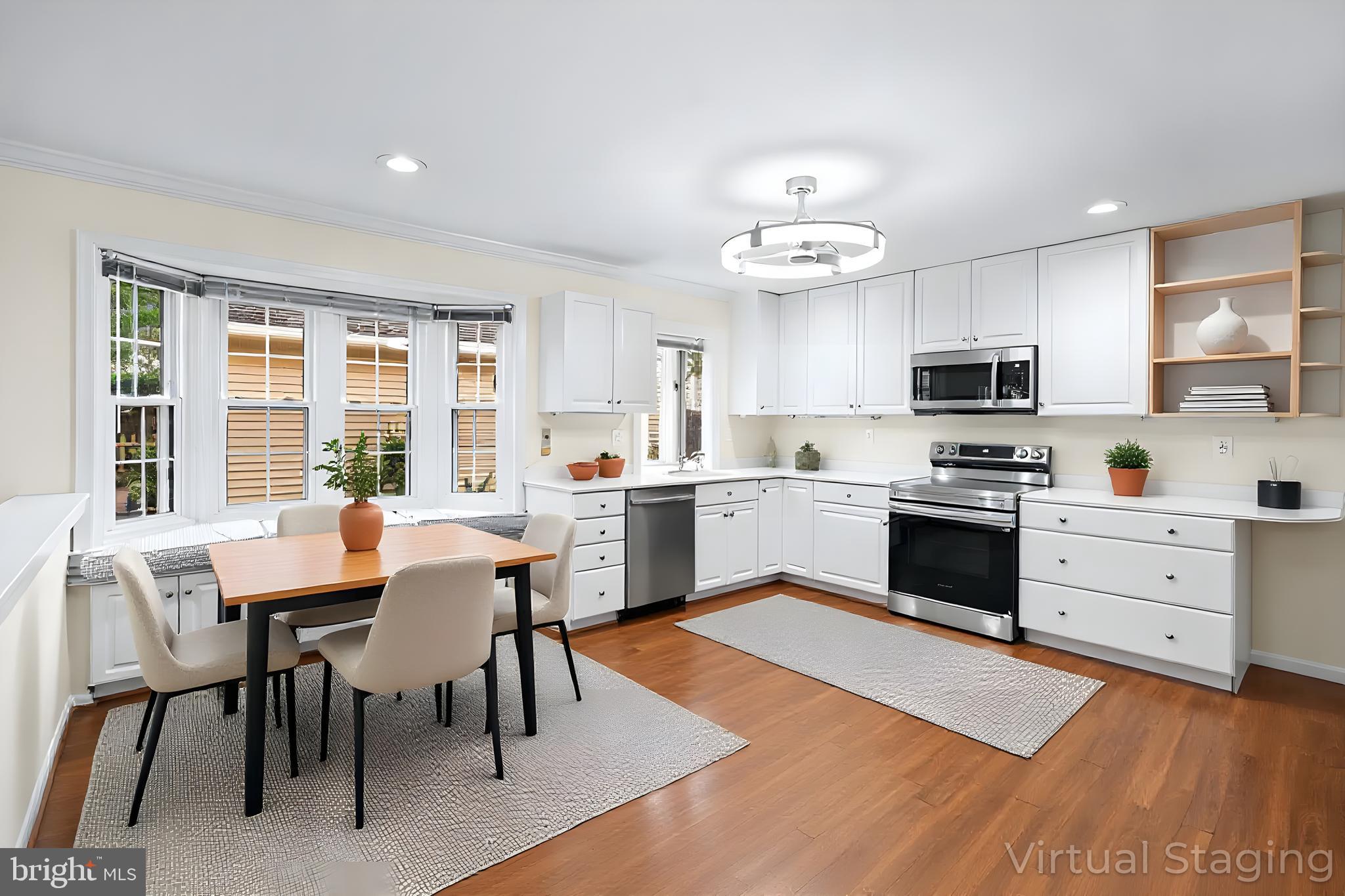 Real estate listing preview #14