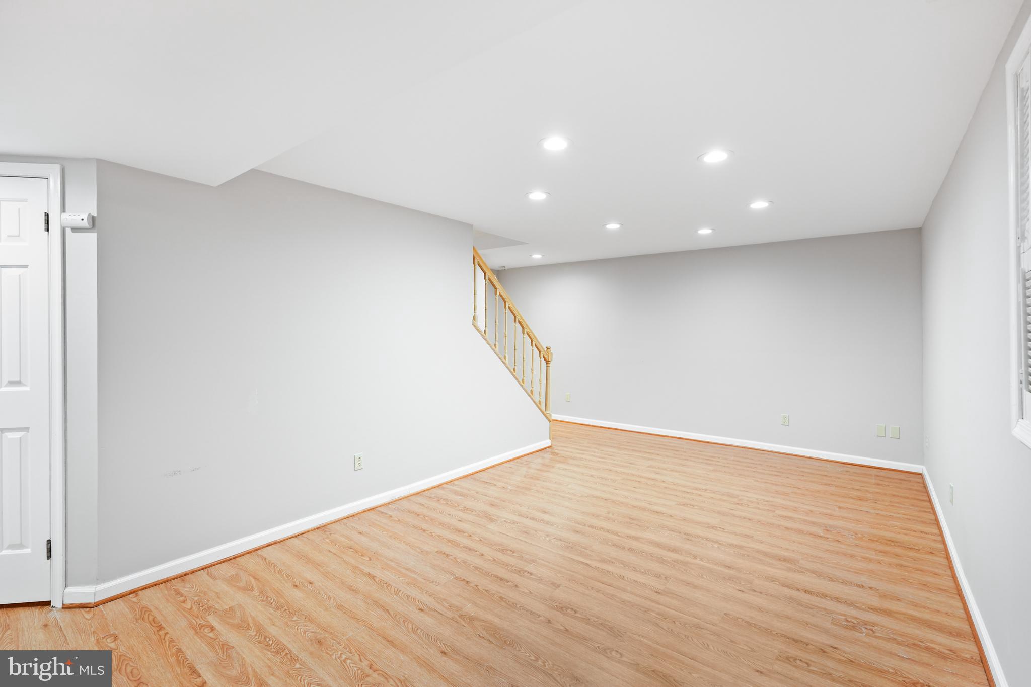 Real estate listing preview #23