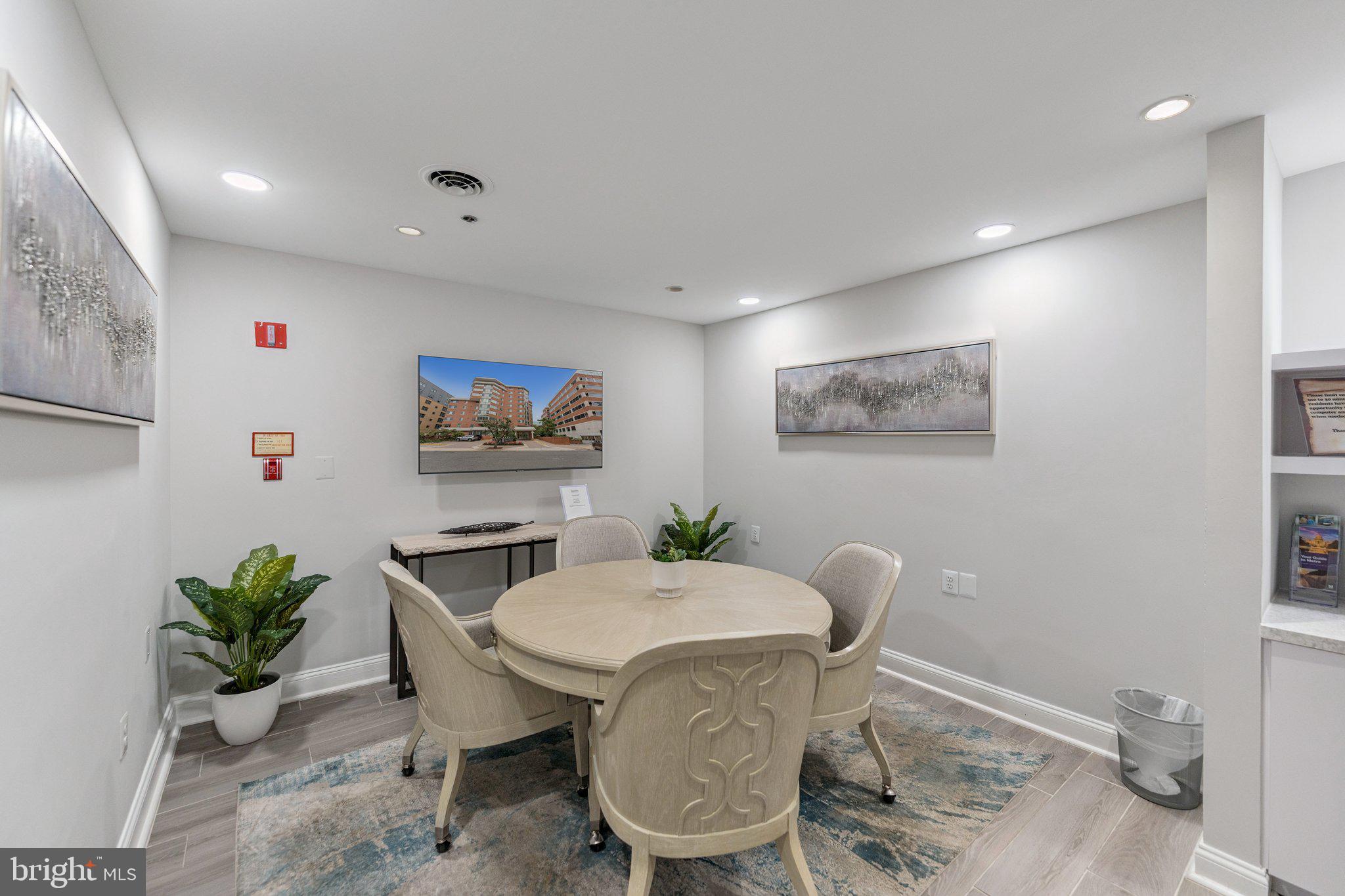 Real estate listing preview #38