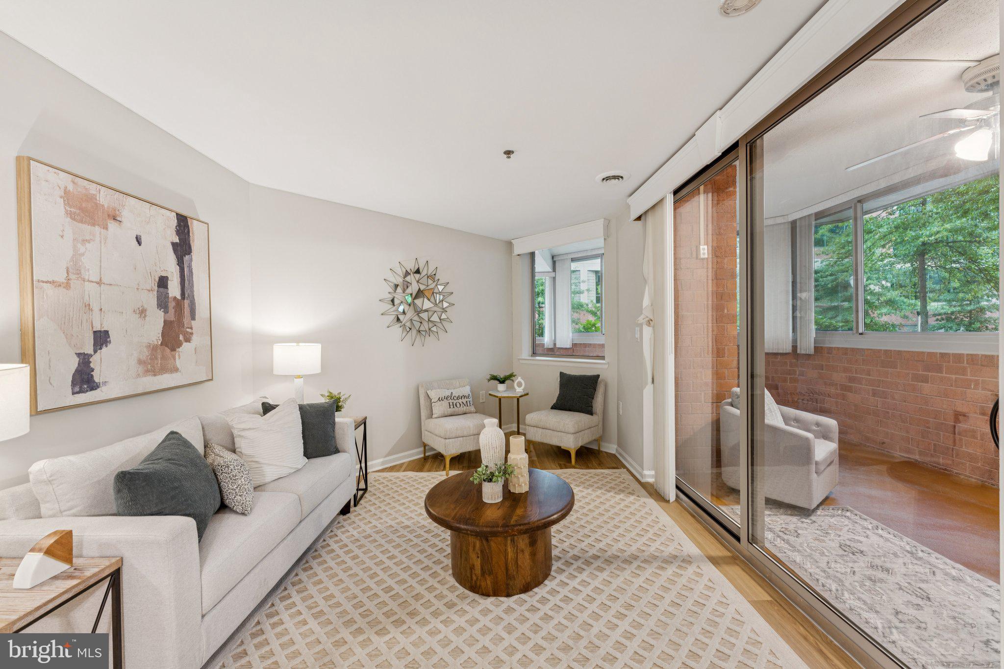 Real estate listing preview #4