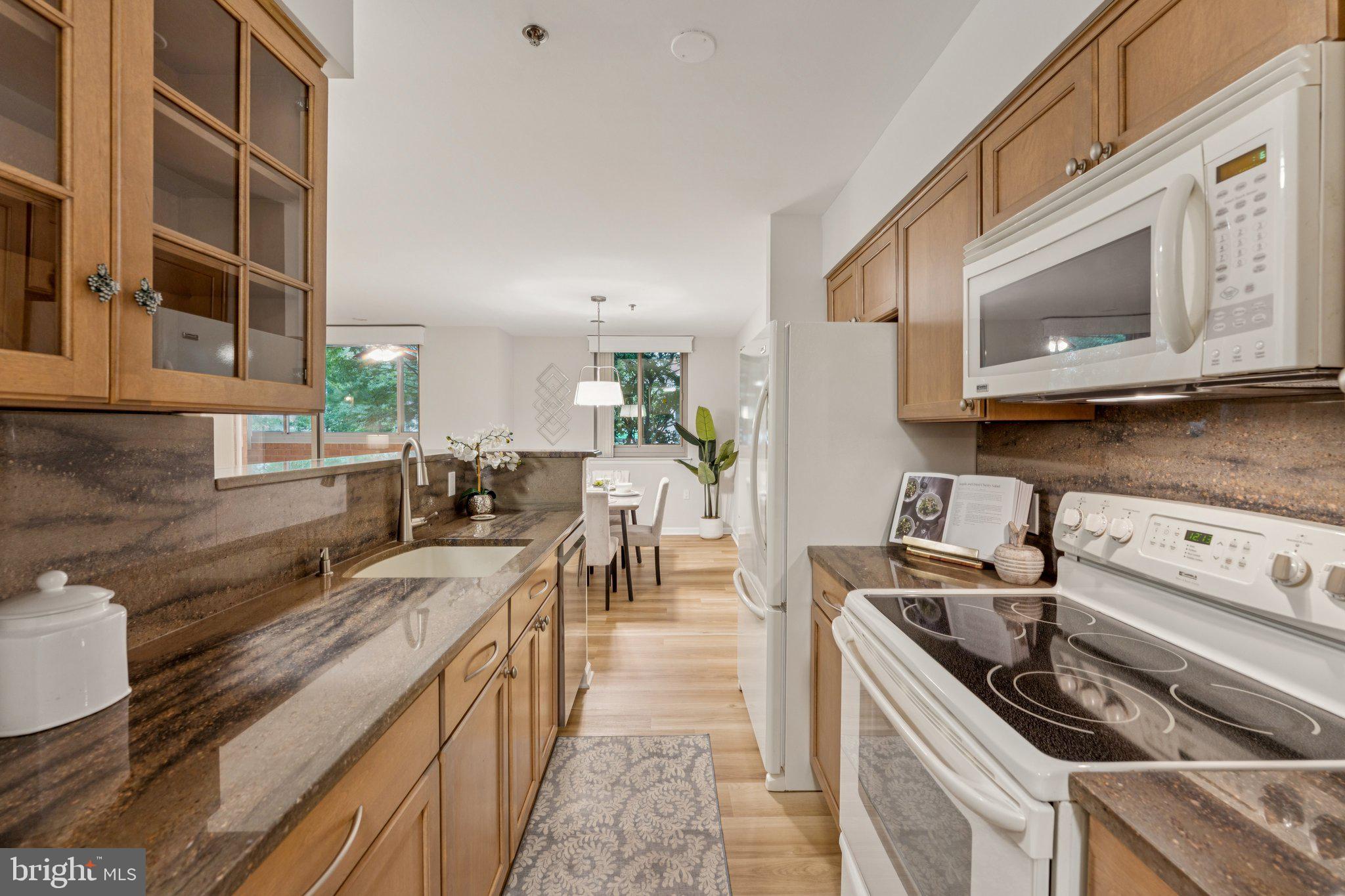 Real estate listing preview #11