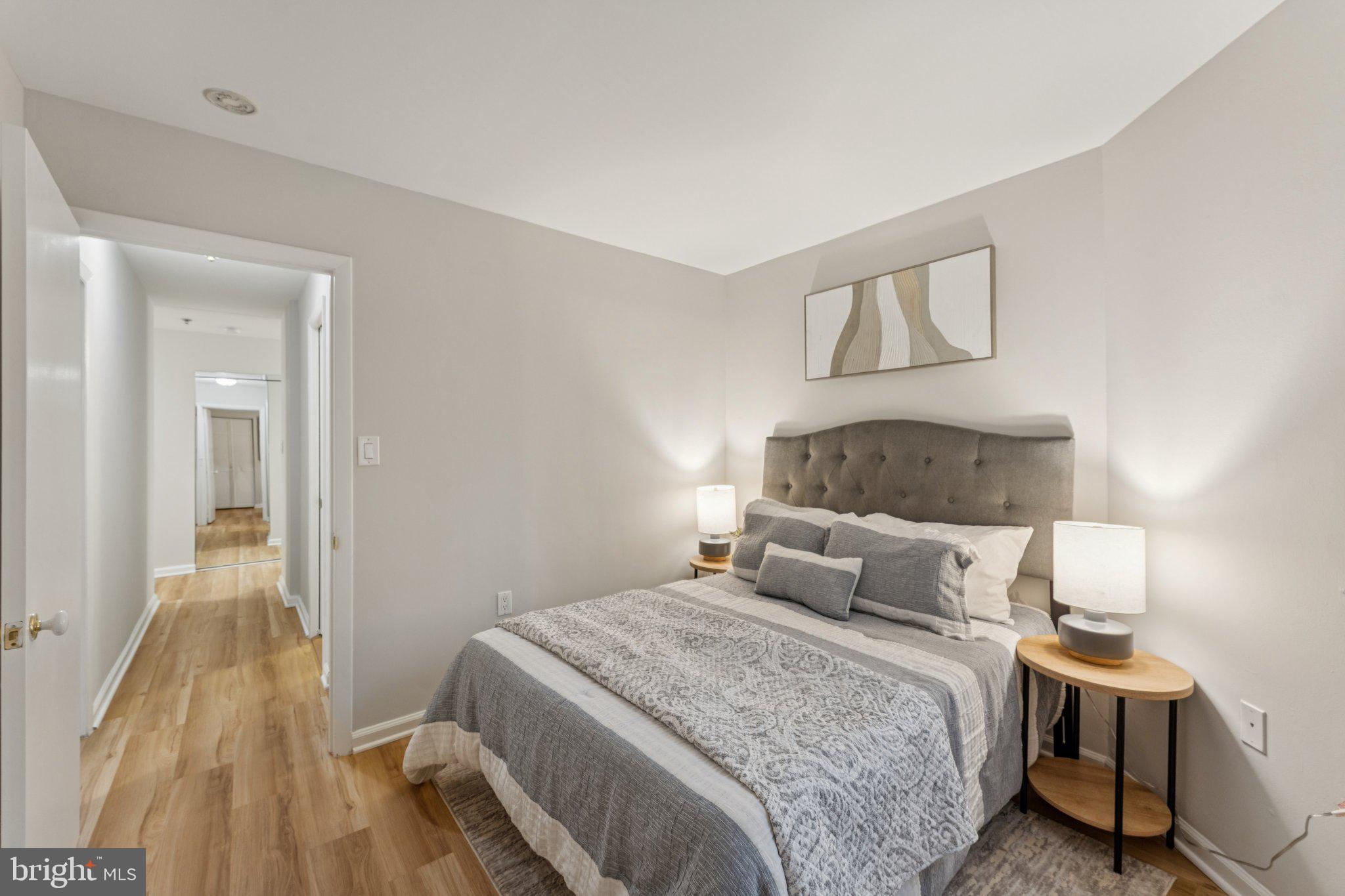 Real estate listing preview #24