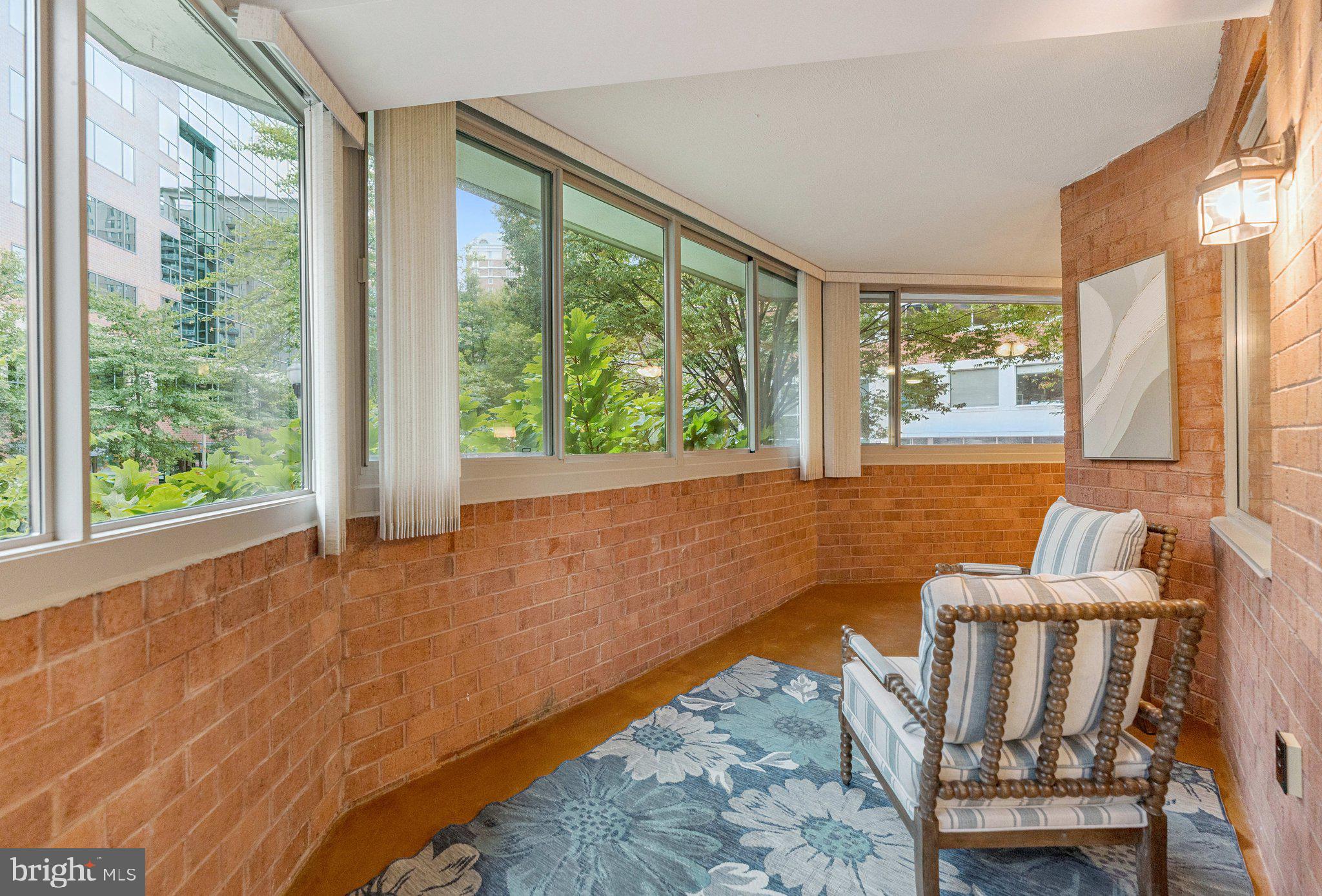 Real estate listing preview #32