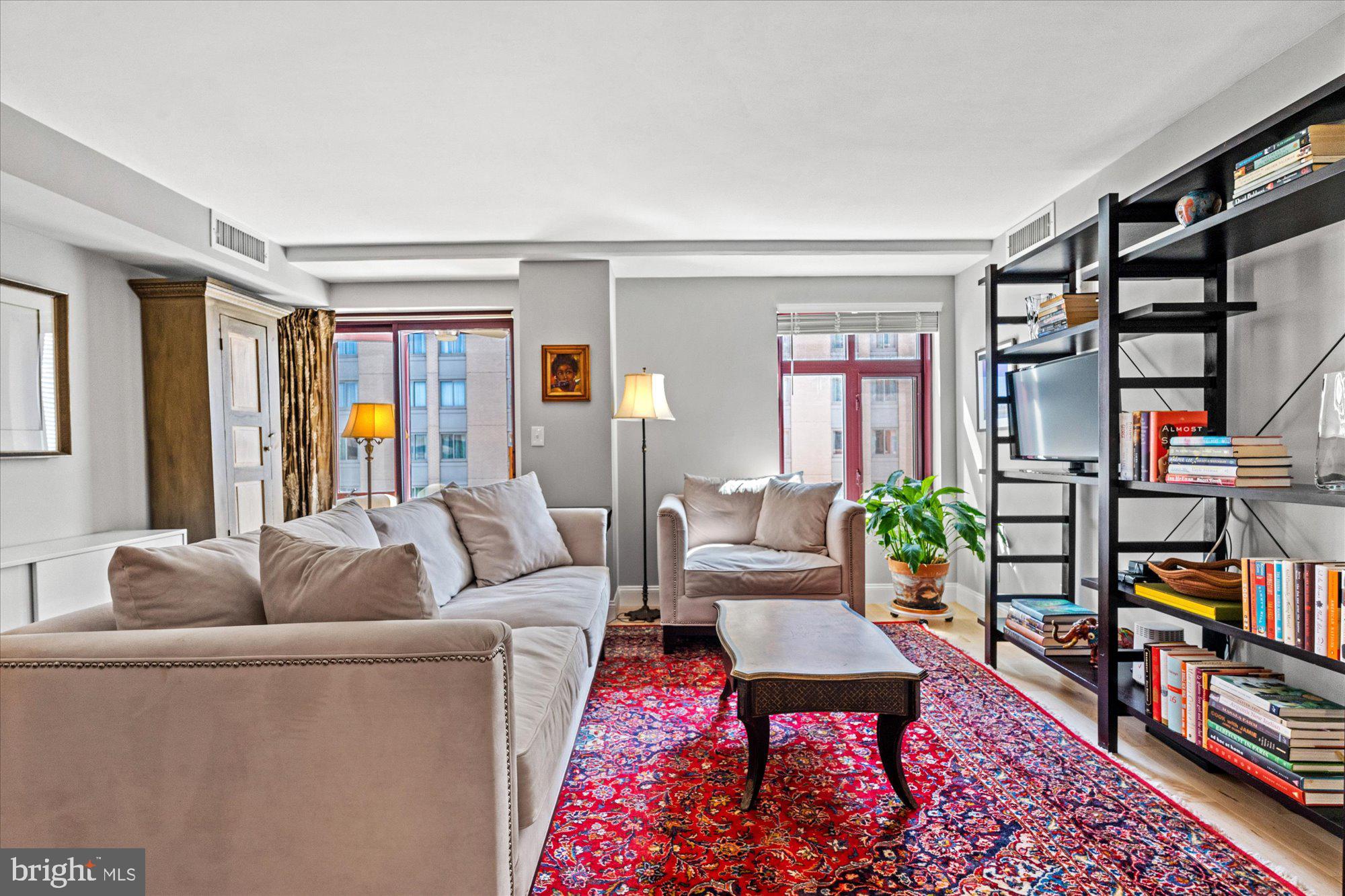 Real estate listing preview #5