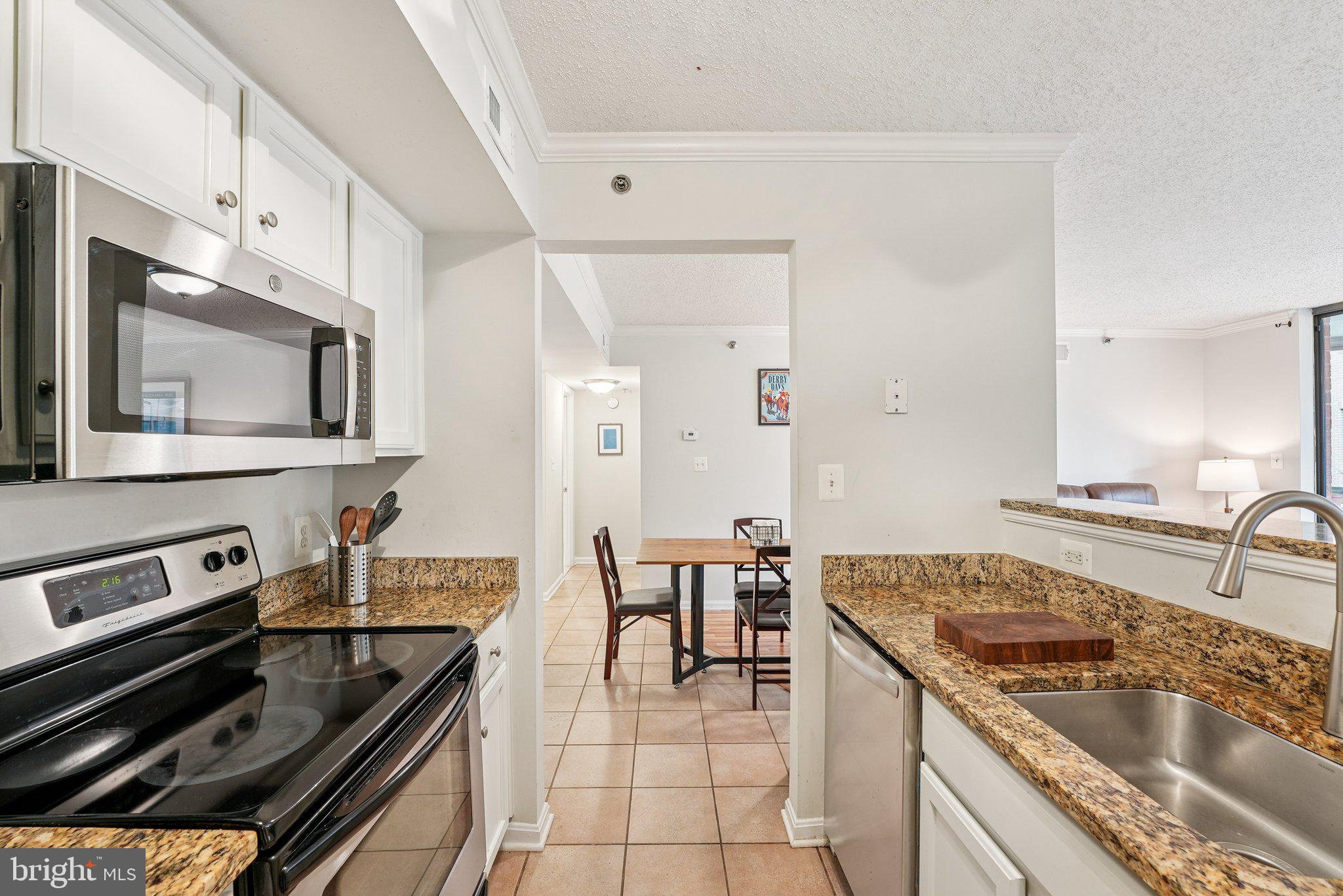 Real estate listing preview #9