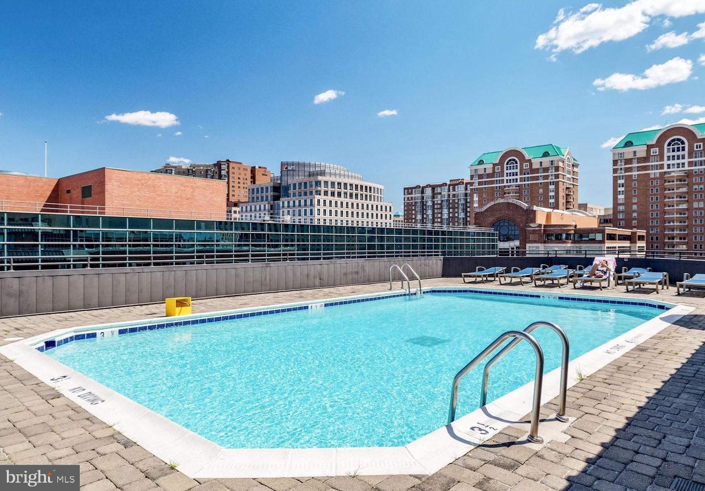 Real estate listing preview #21