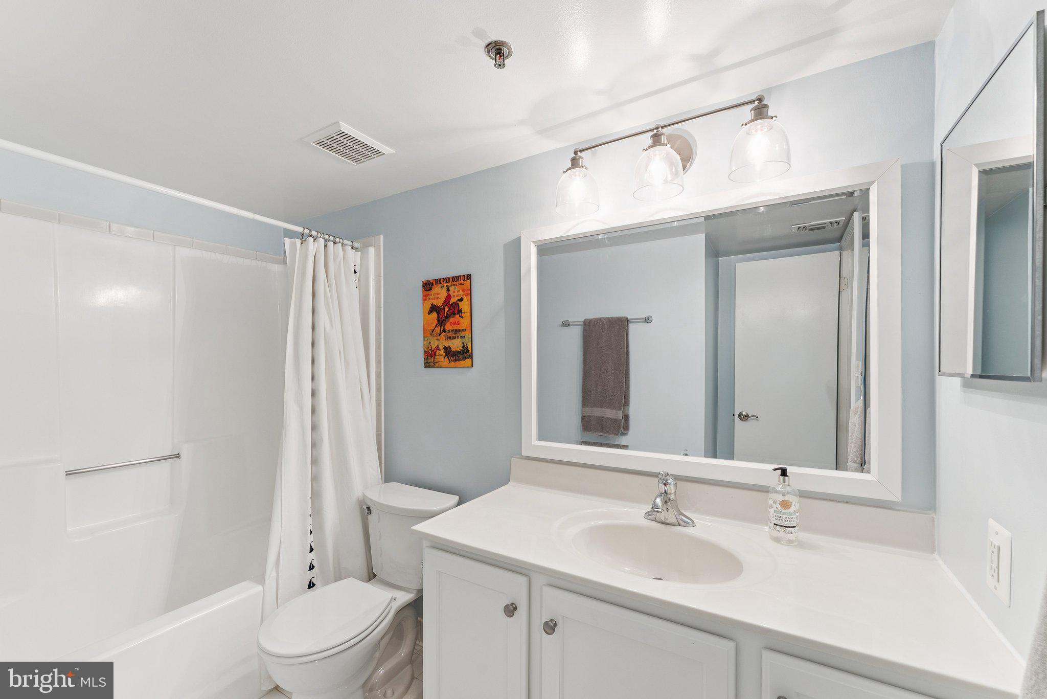 Real estate listing preview #18